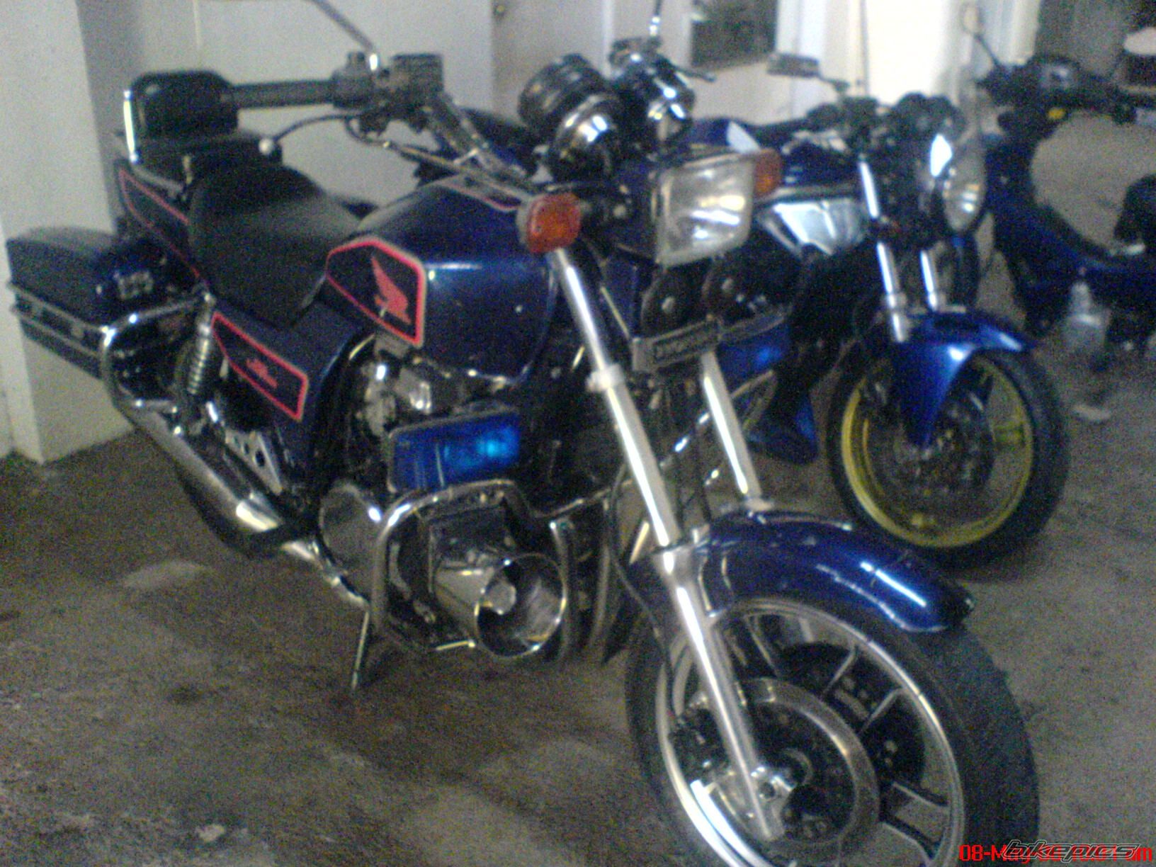 Photo 1292700