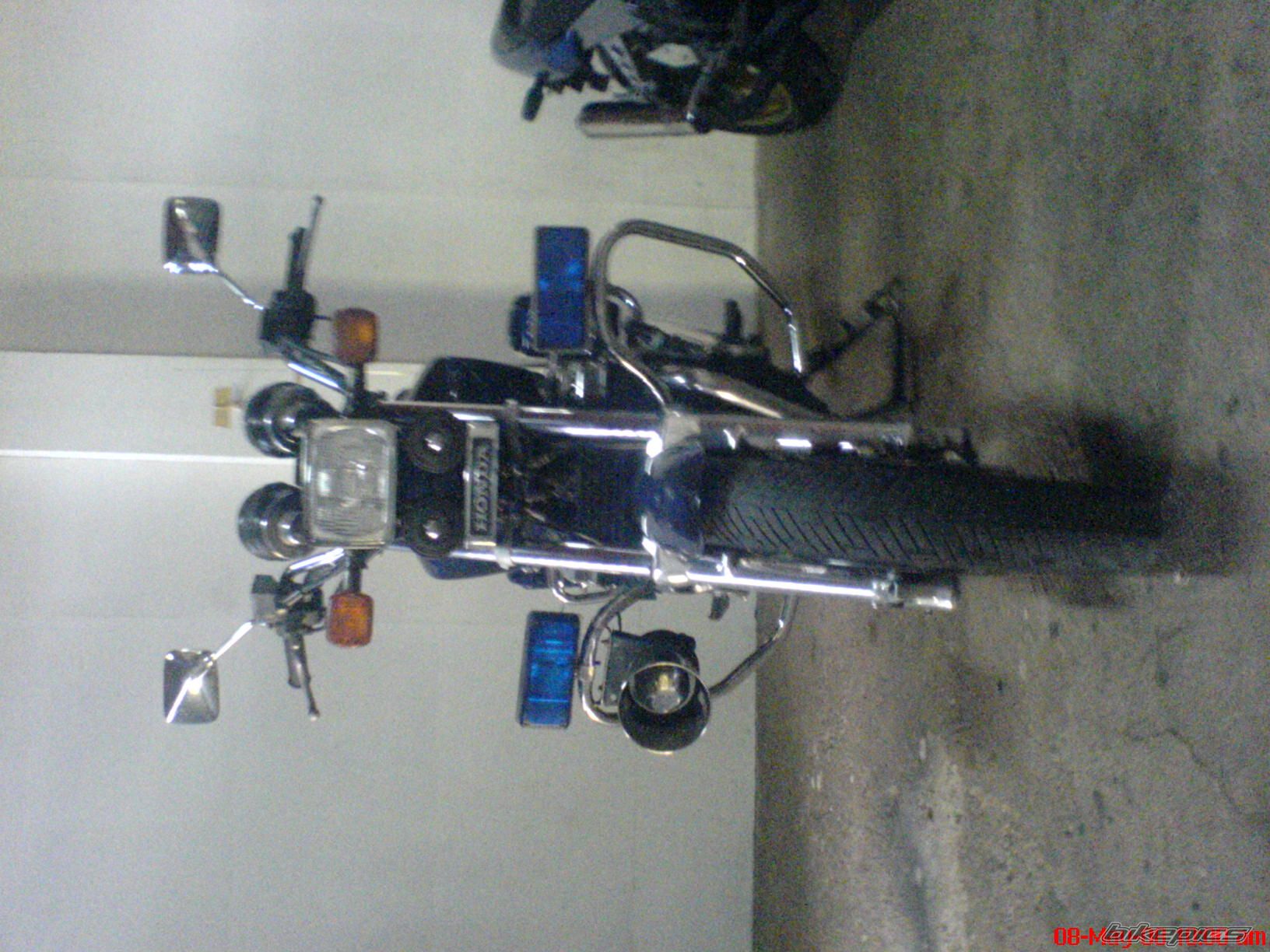 Photo 1292705