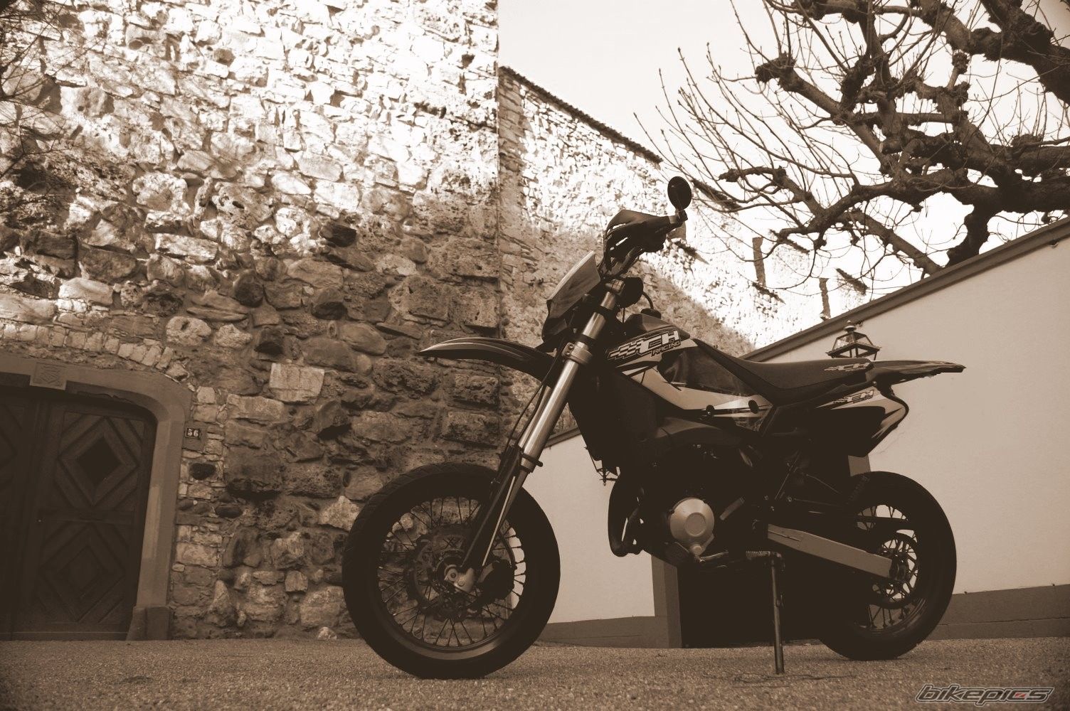Photo 1293605