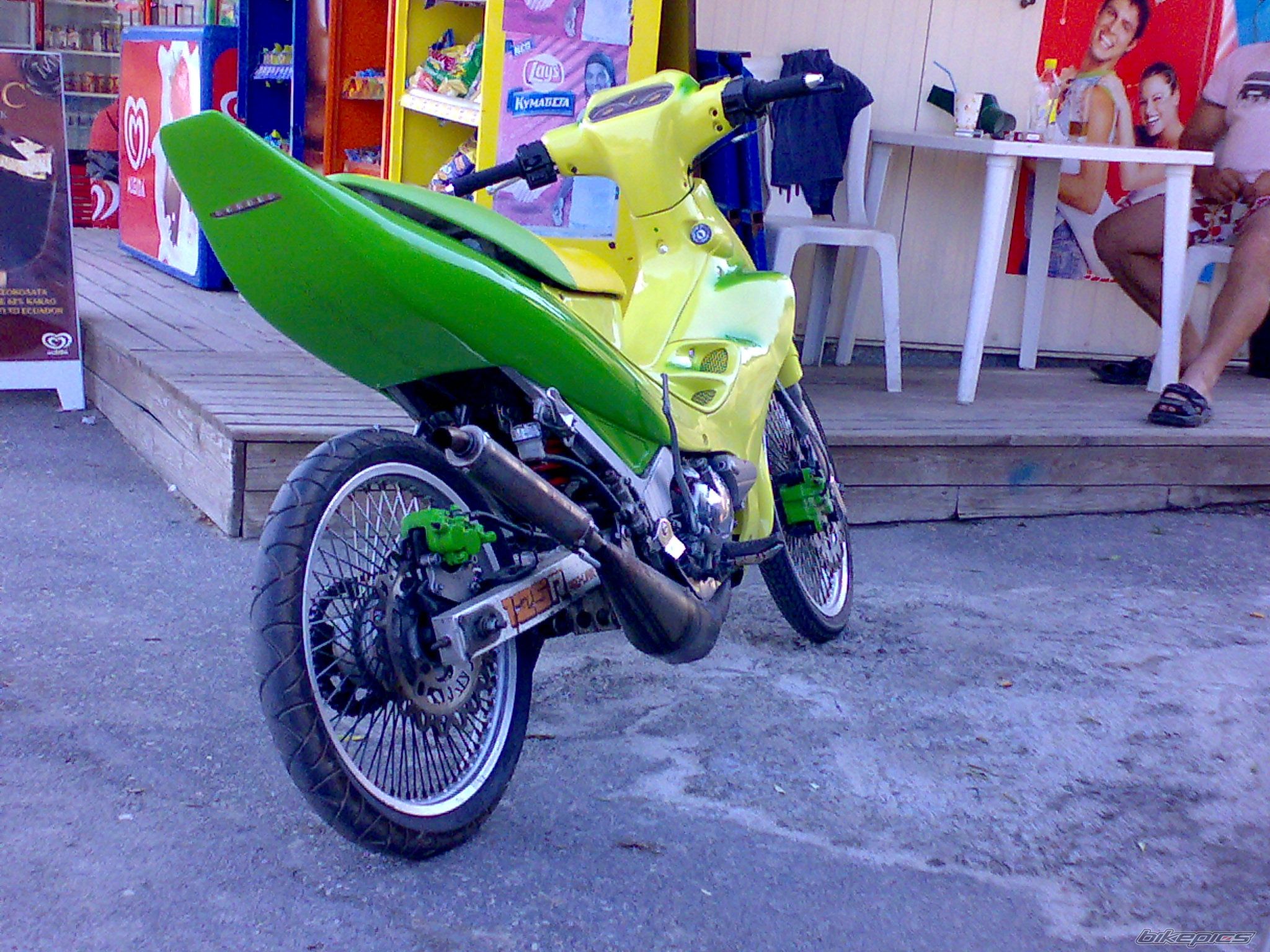 Photo 1293882