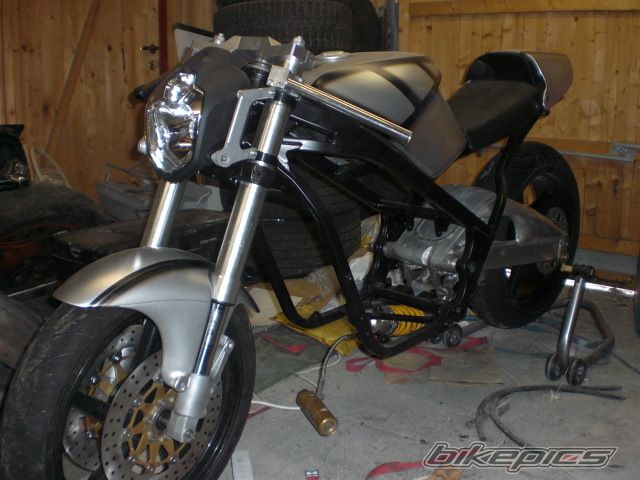 Photo 1293996