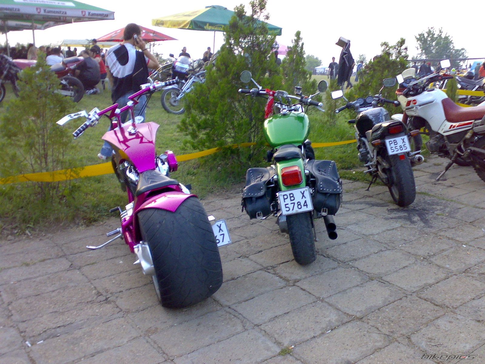 Photo 1294007