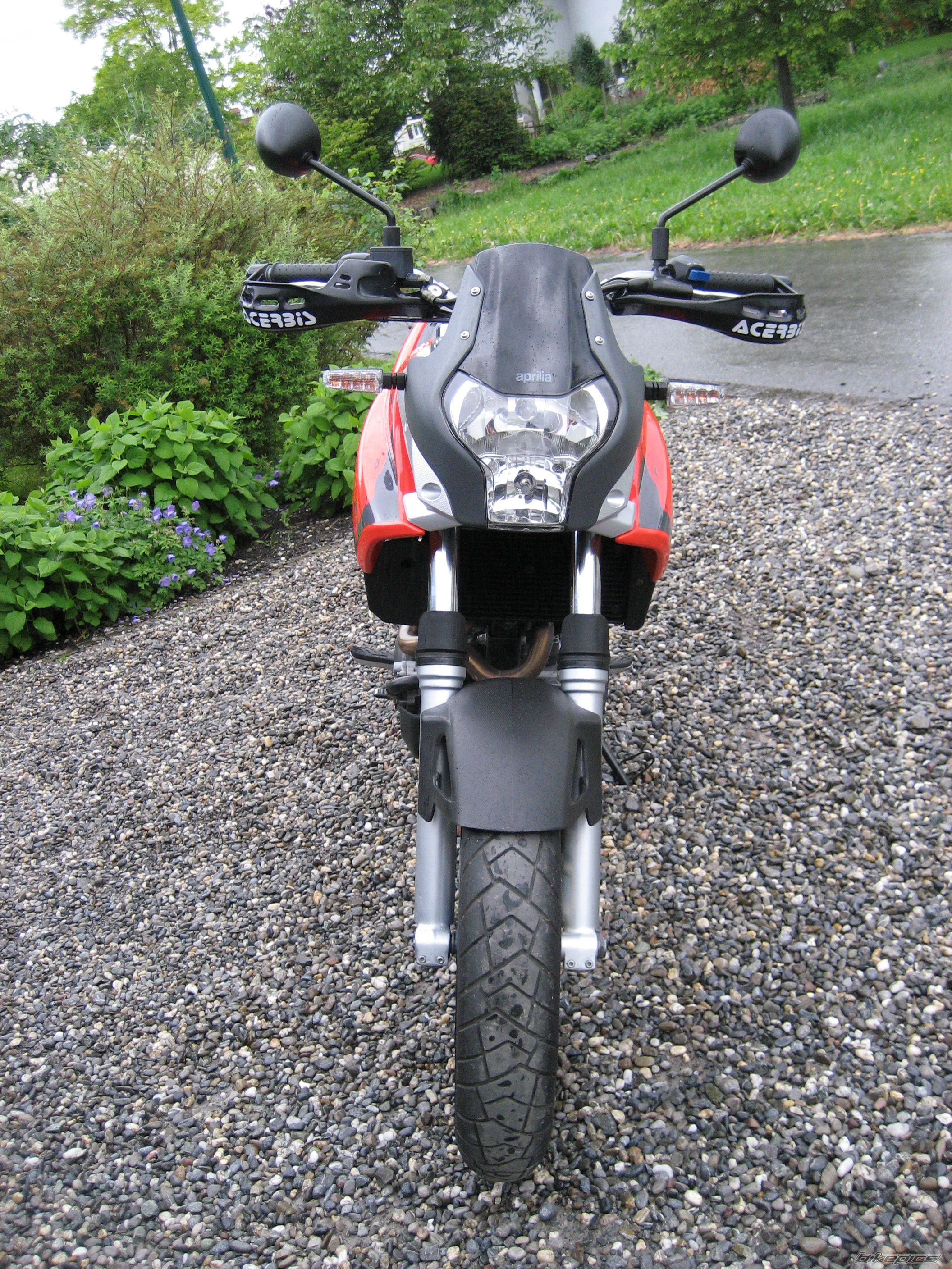 Photo 1294063
