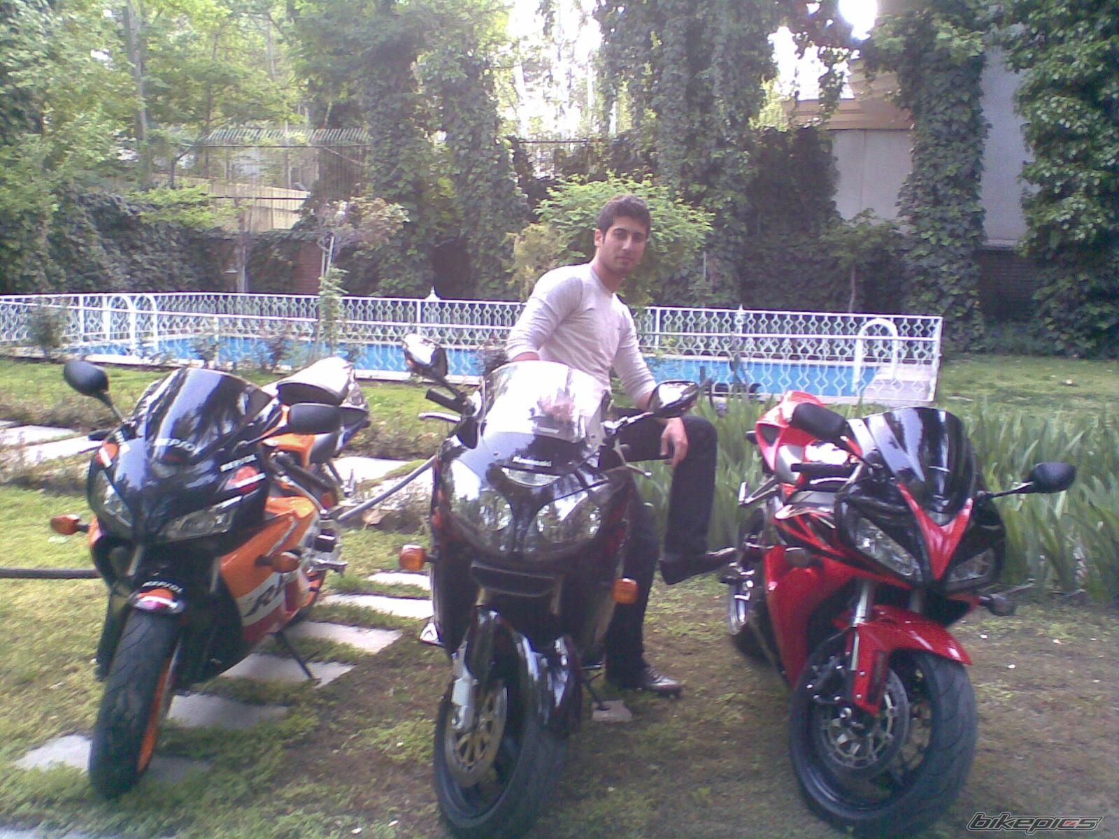 Photo 1294636