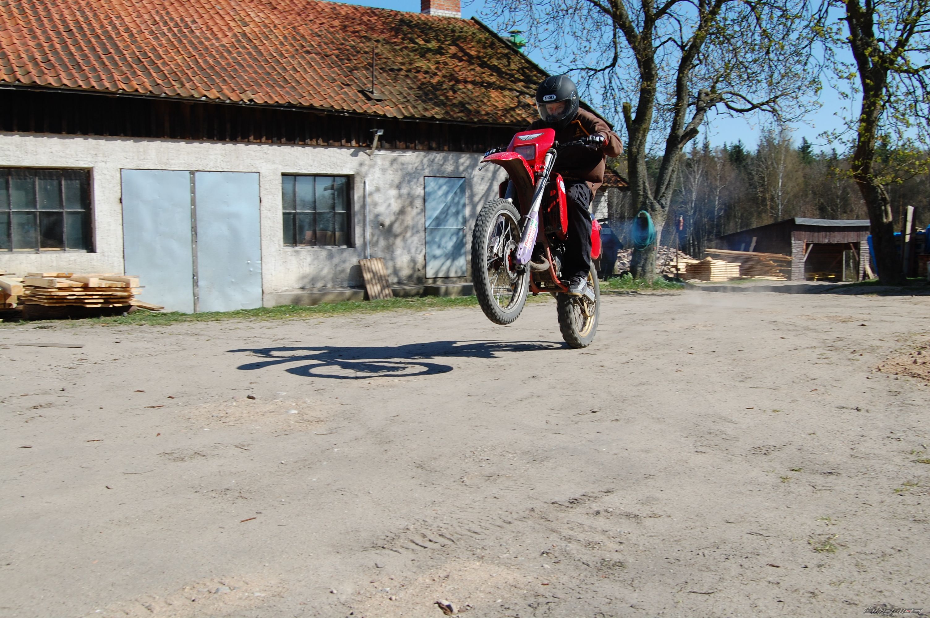 Bike Photo 1295123