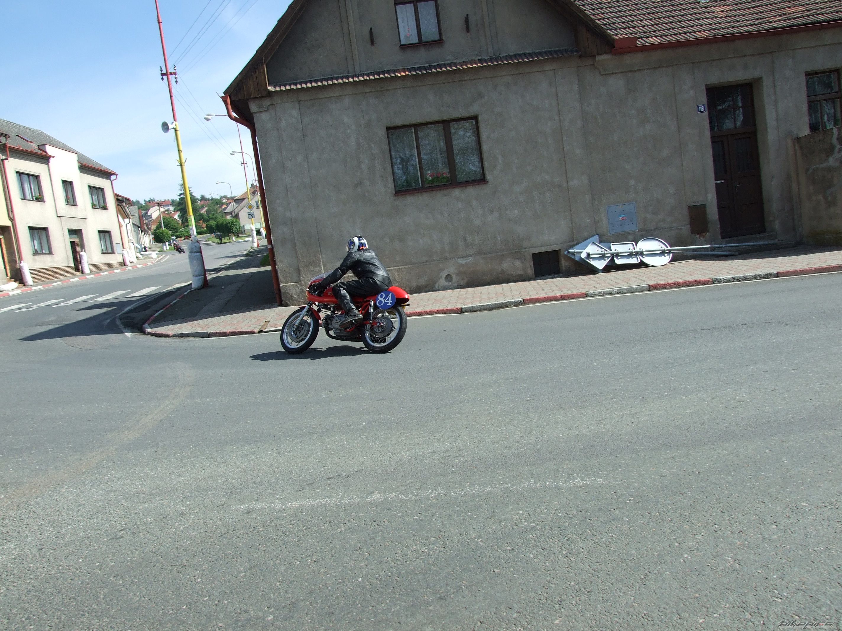 Photo 1295190
