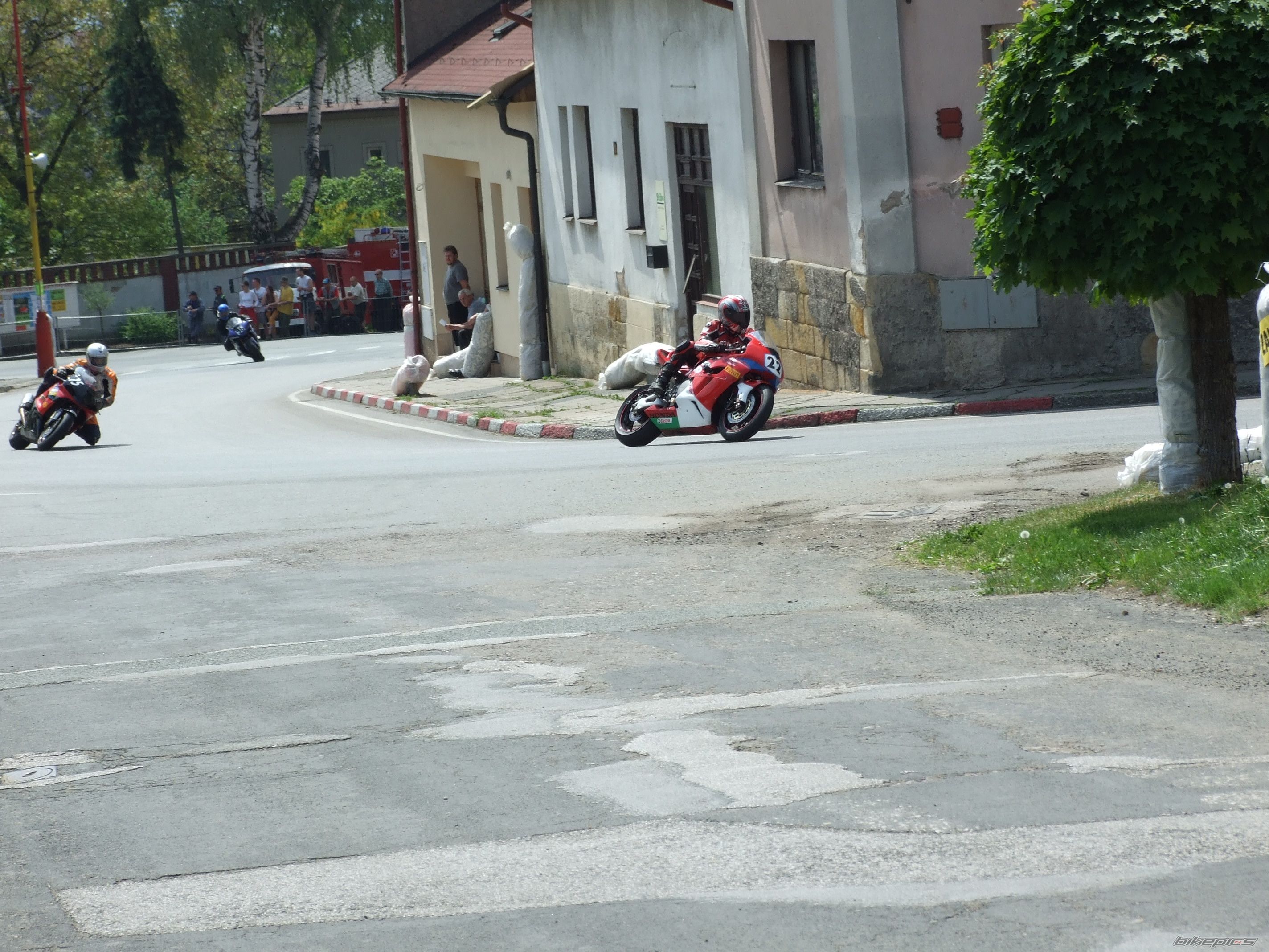 Bike Photo 1295230