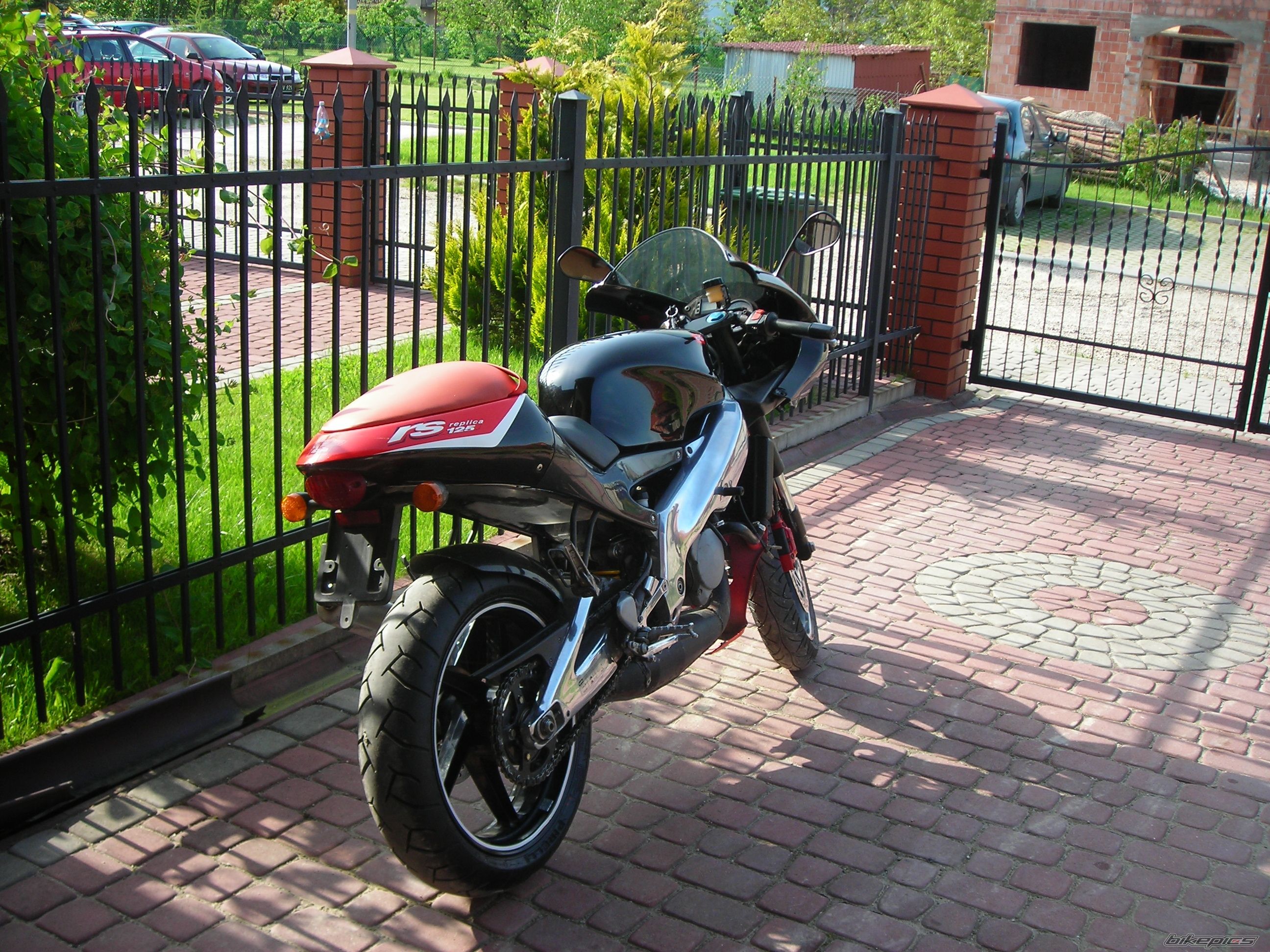 Photo 1295299