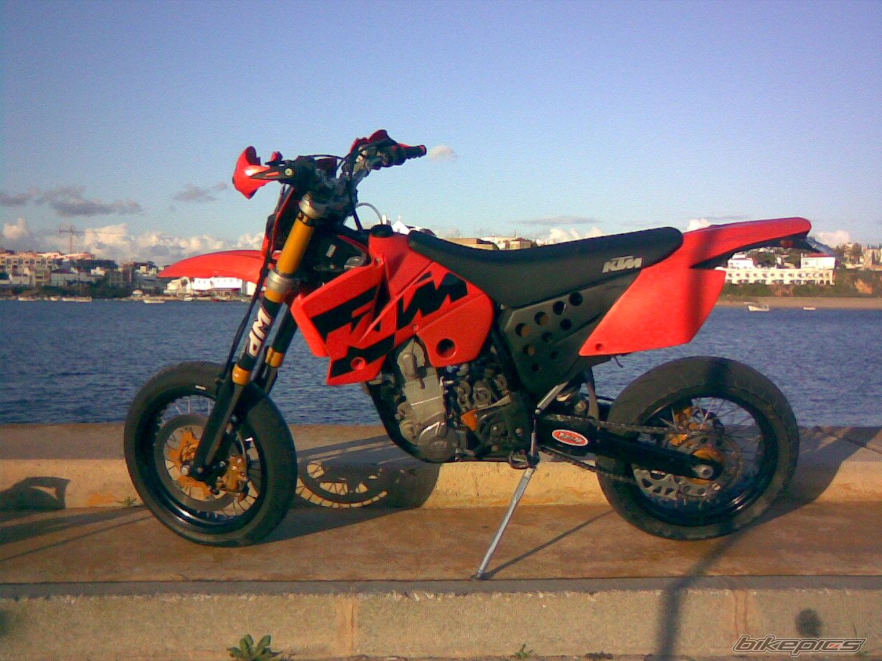 Photo 1295655