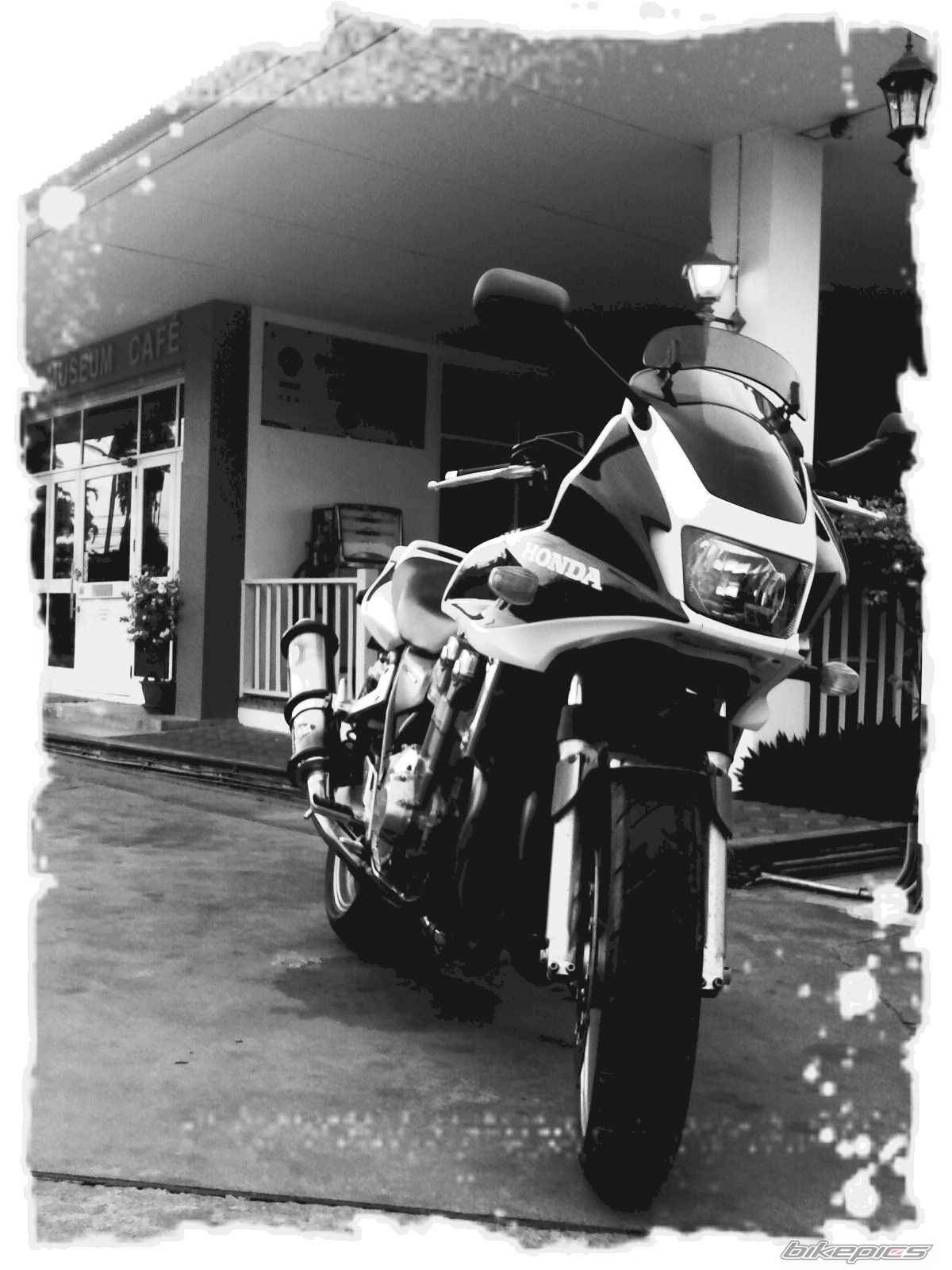 Bike Photo 1295842