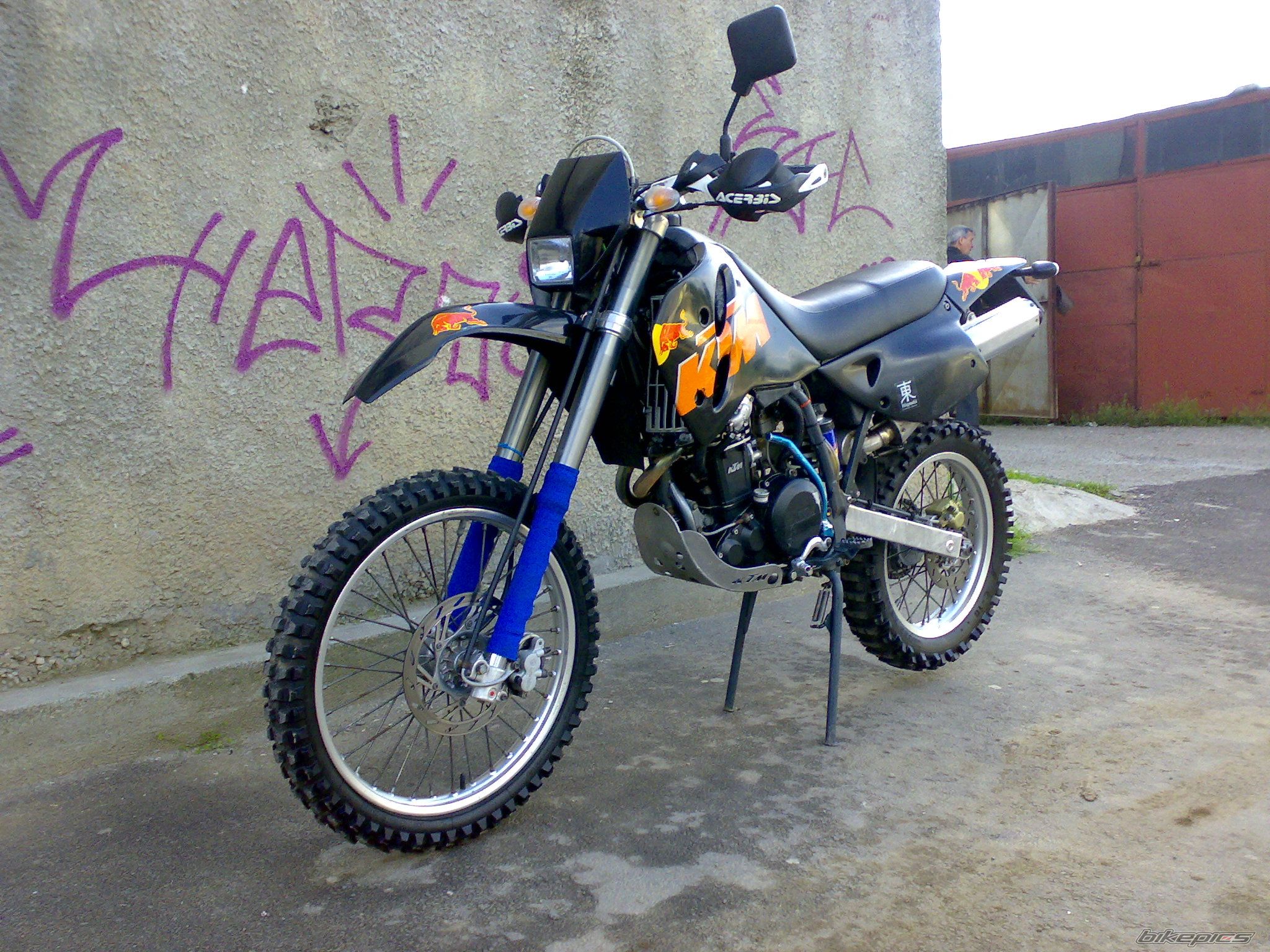 Bike Photo 1296079