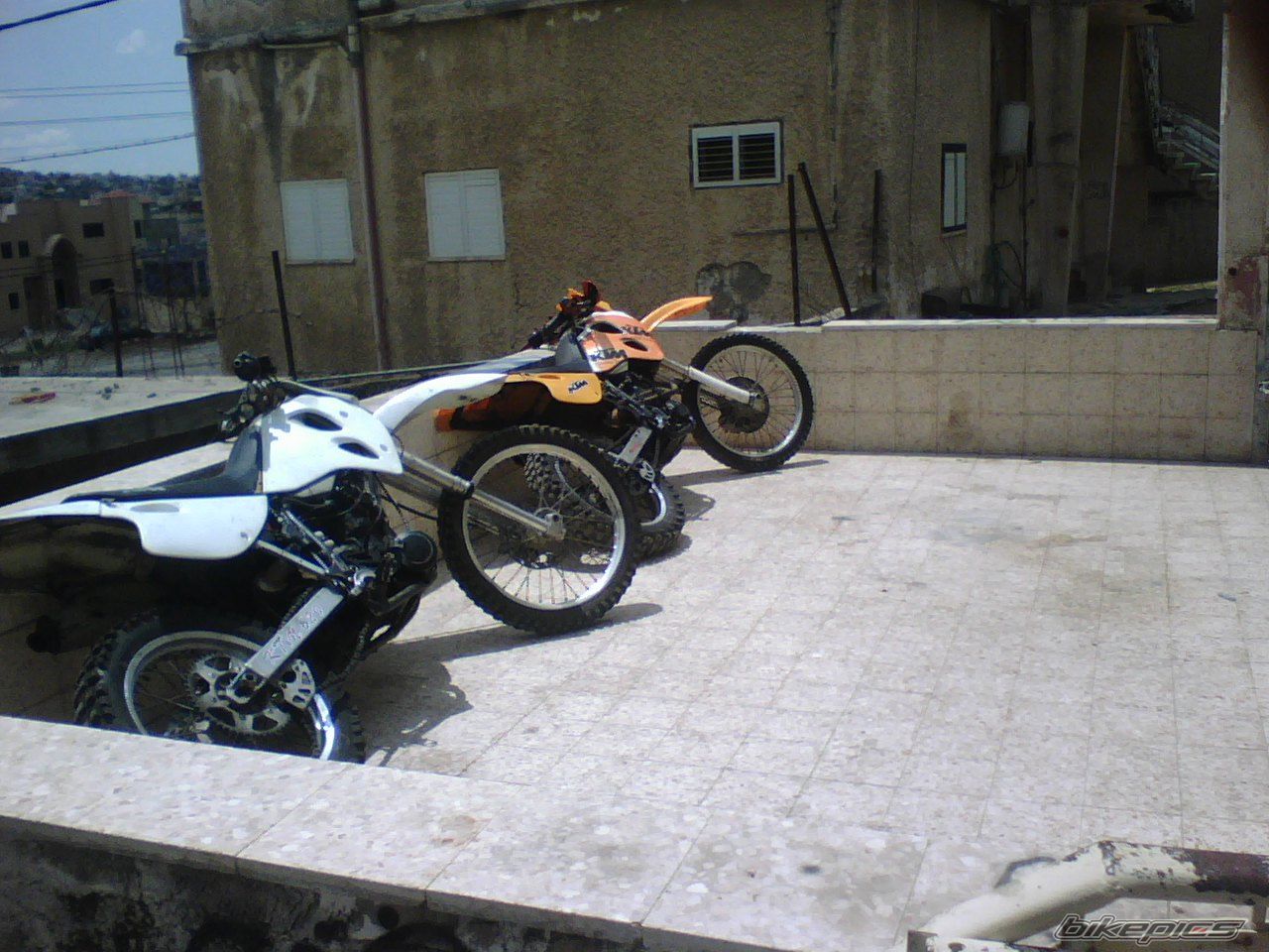 Photo 1296443