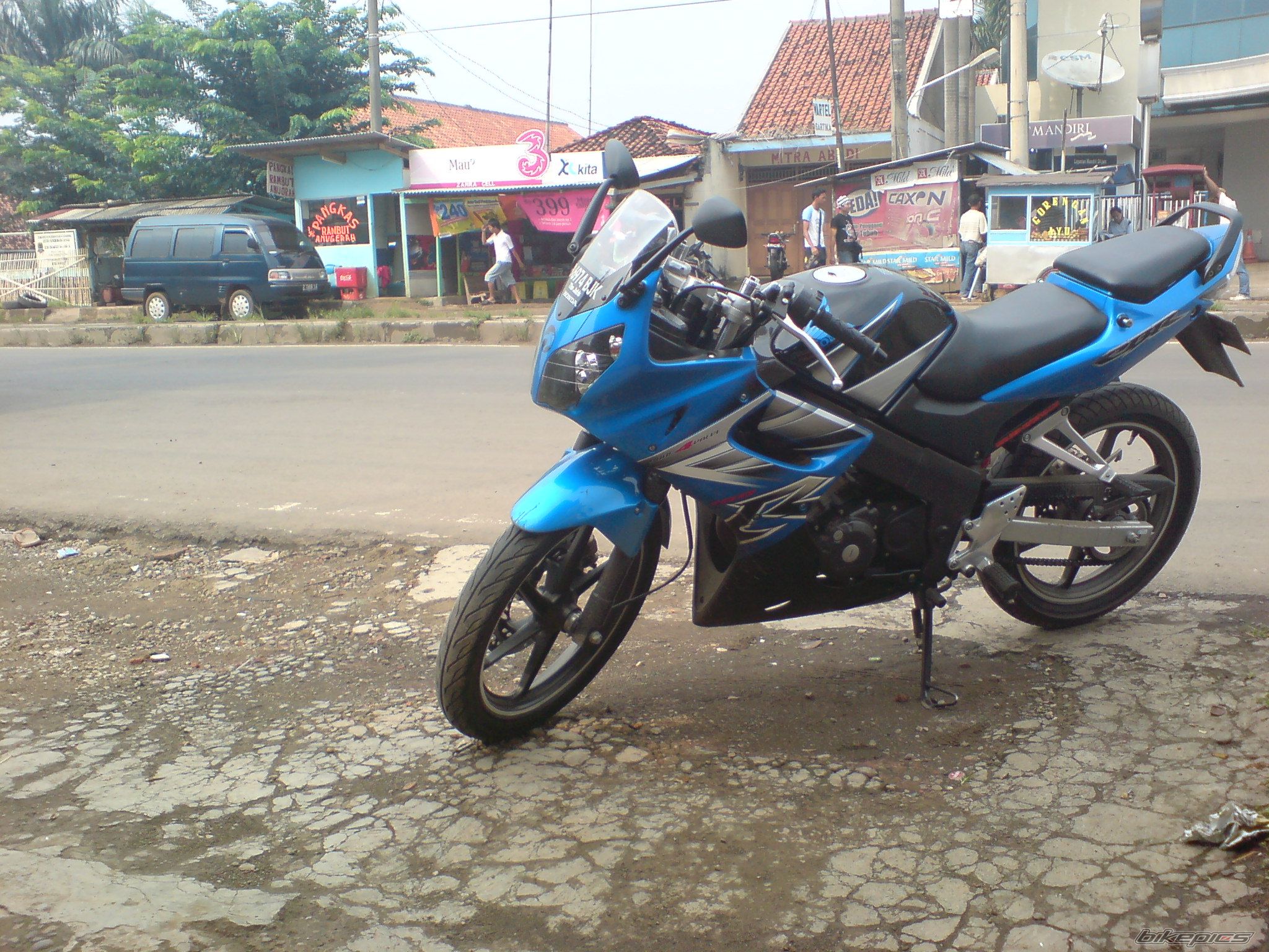 Photo 1296668