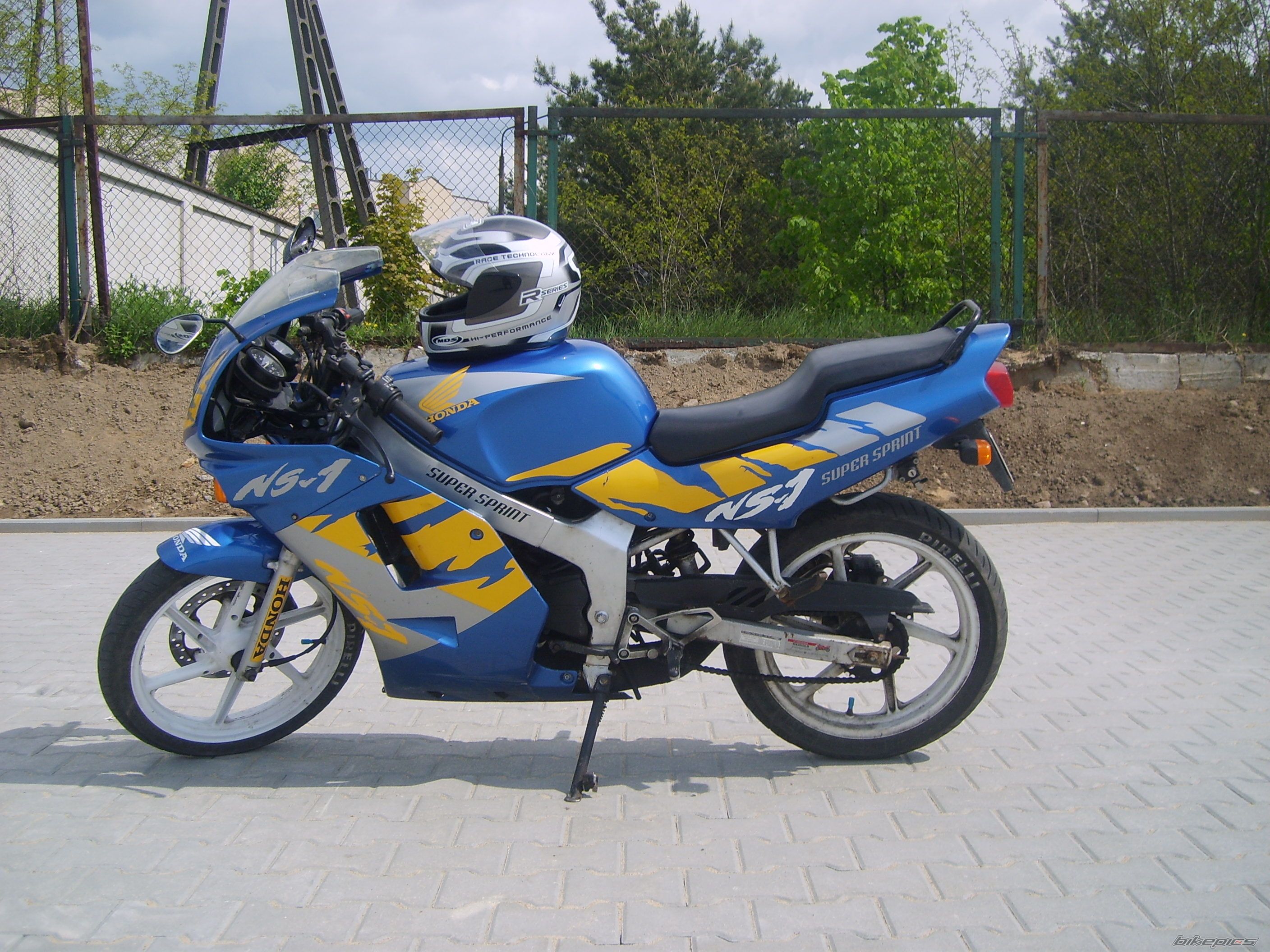Photo 1296697