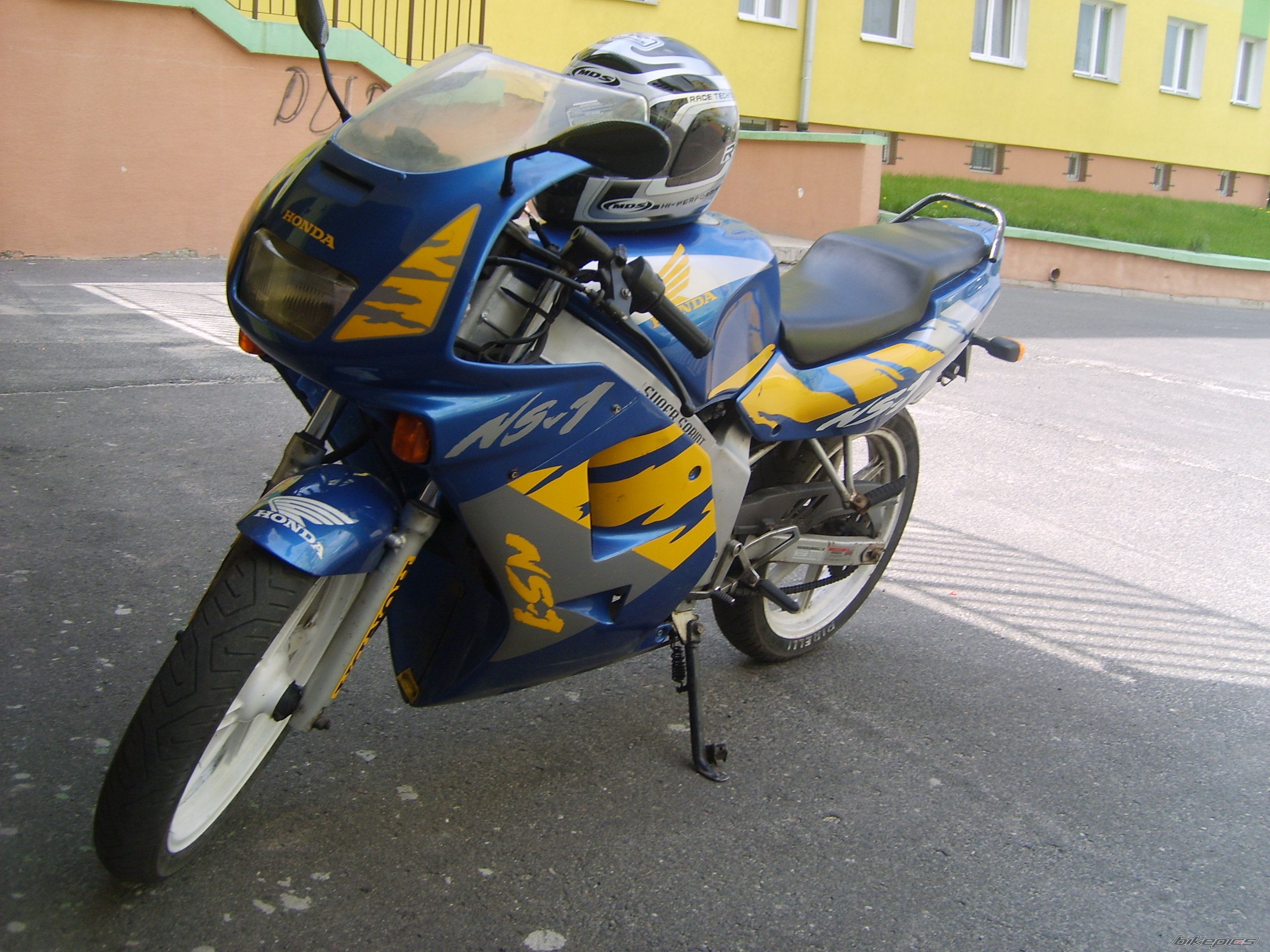 Photo 1296712