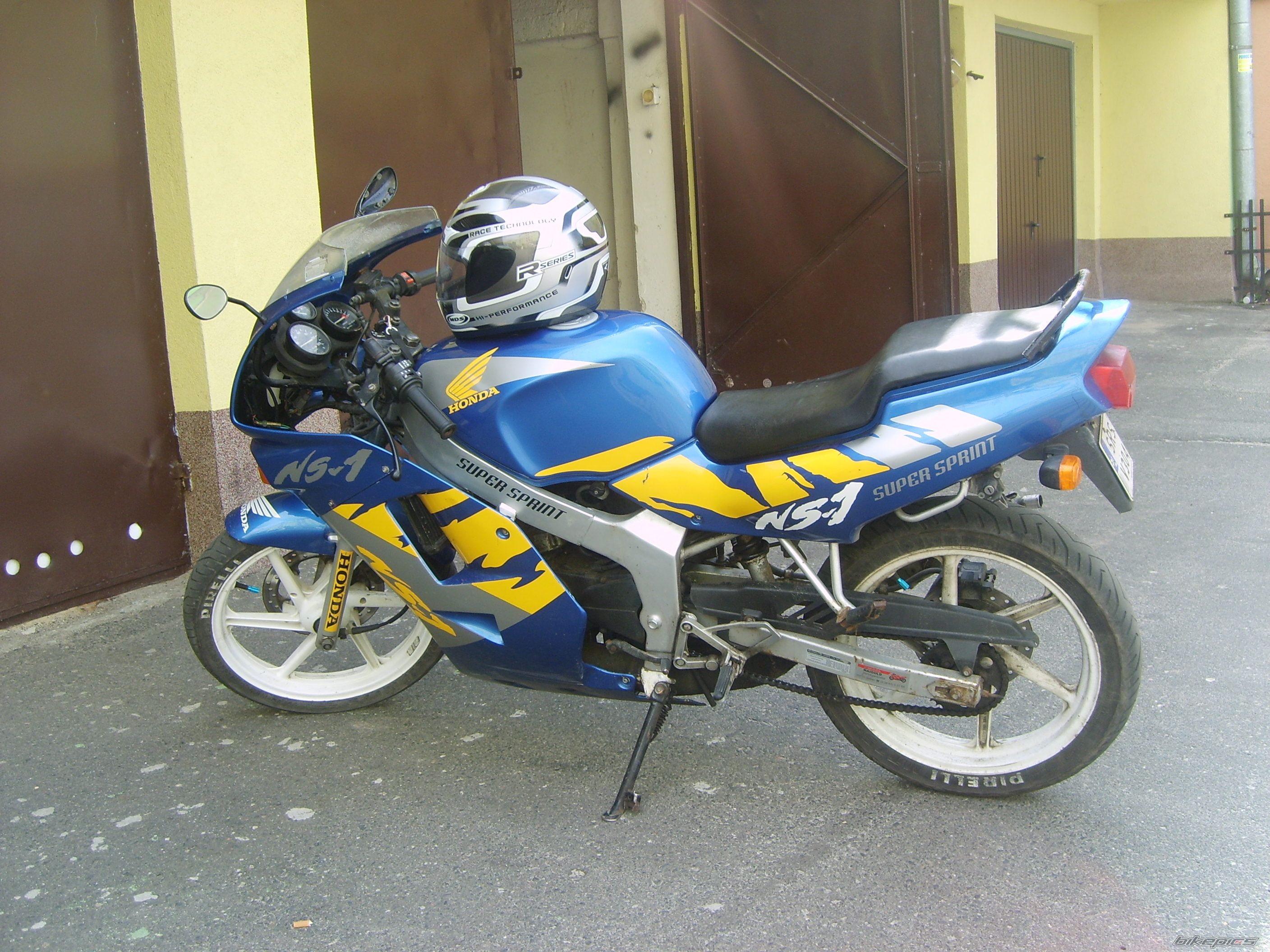 Photo 1296713