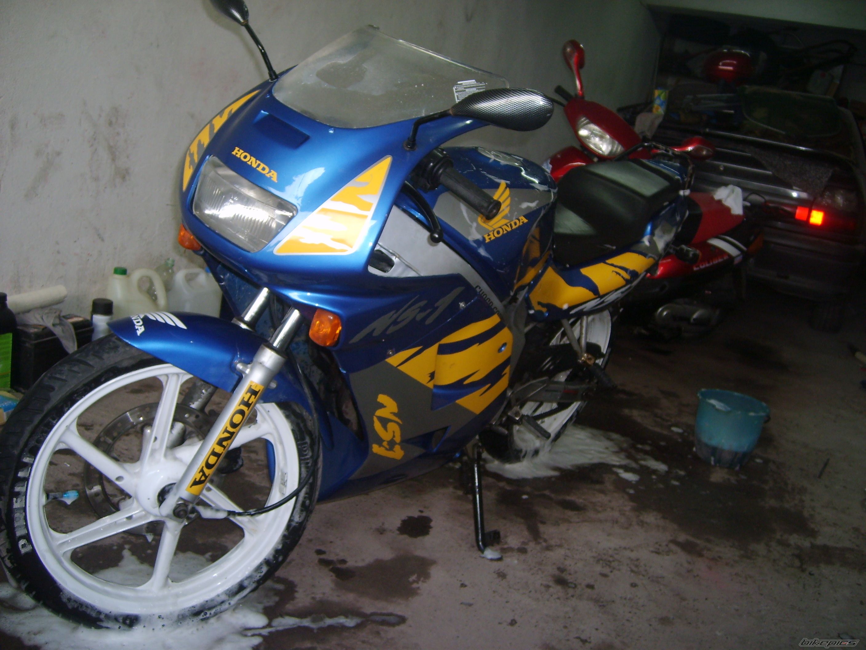 Photo 1296723