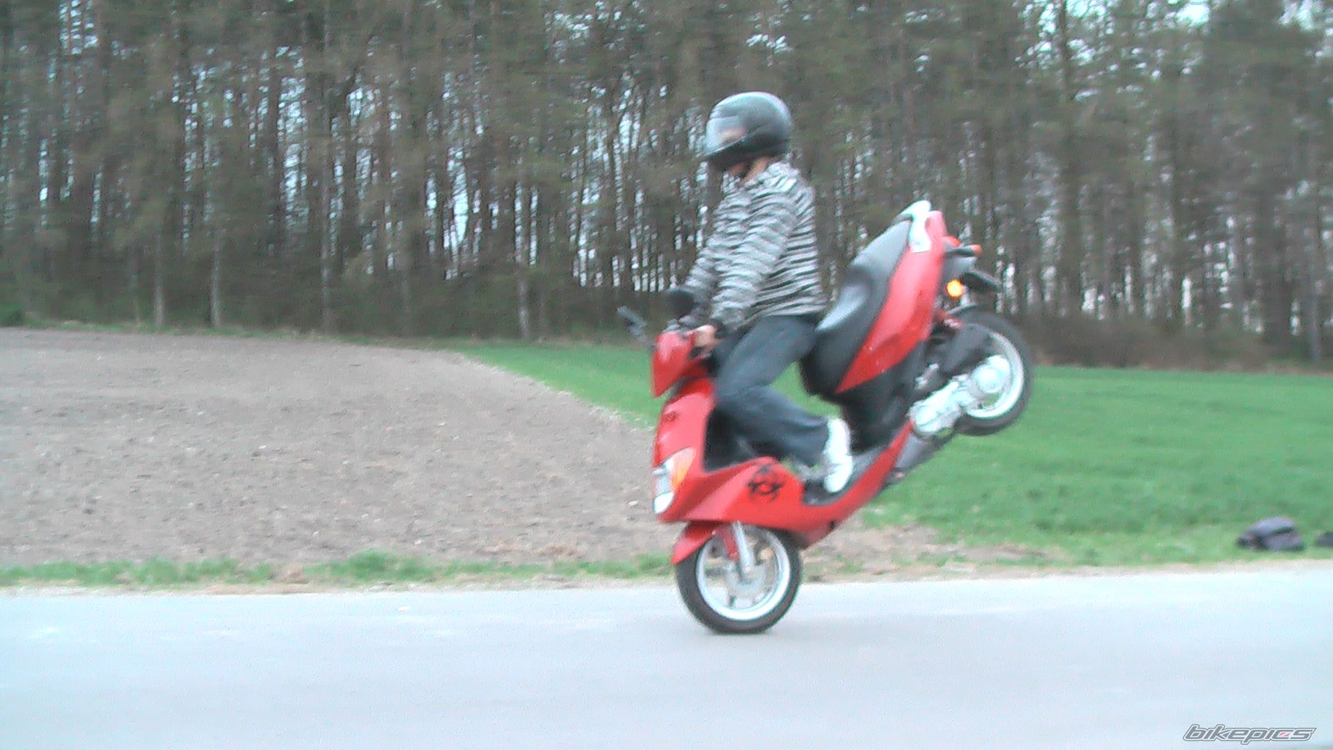 Photo 1296811