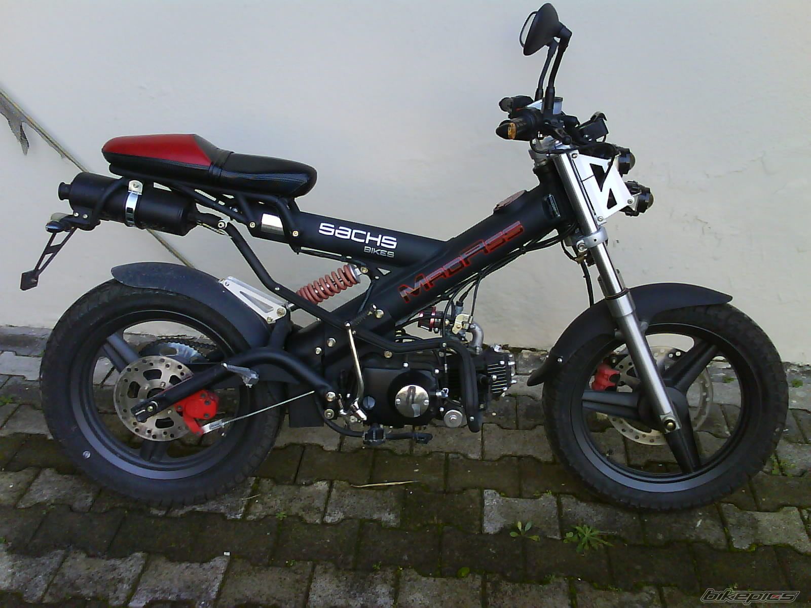 Photo 1296831