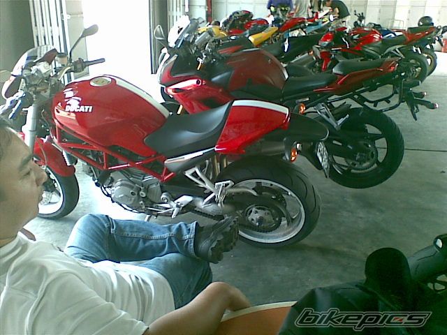 Photo 1296885