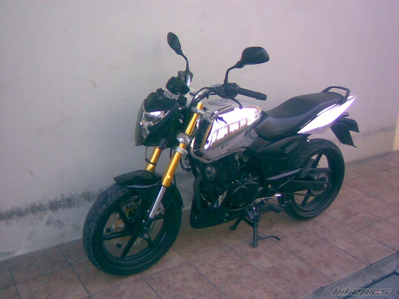 Photo 1296901
