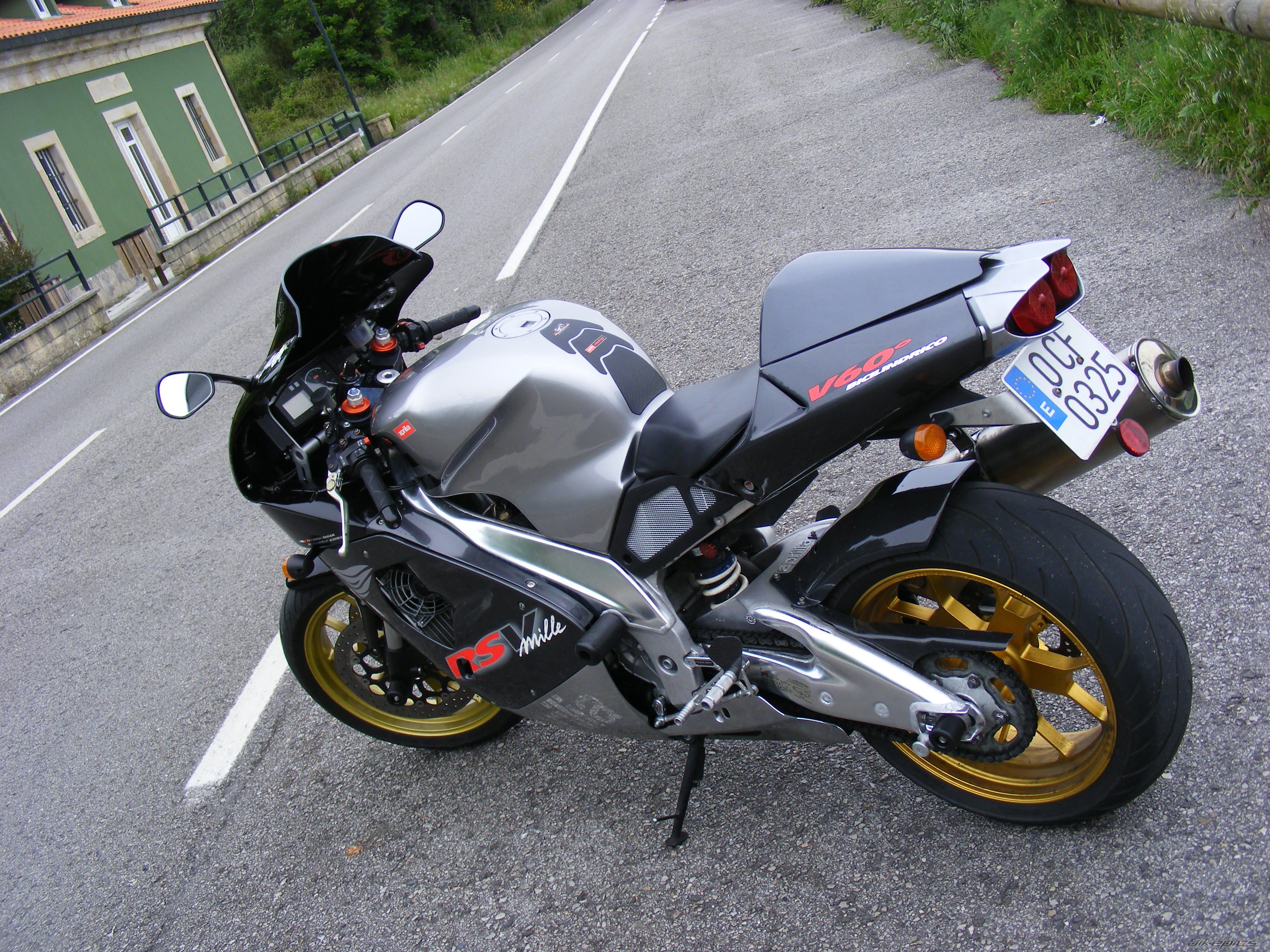 Photo 1297176