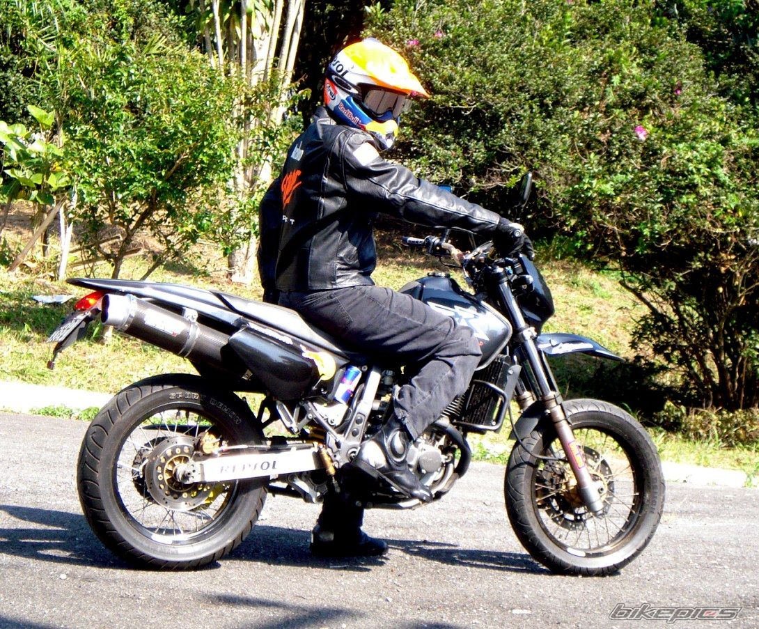 Photo 1297656