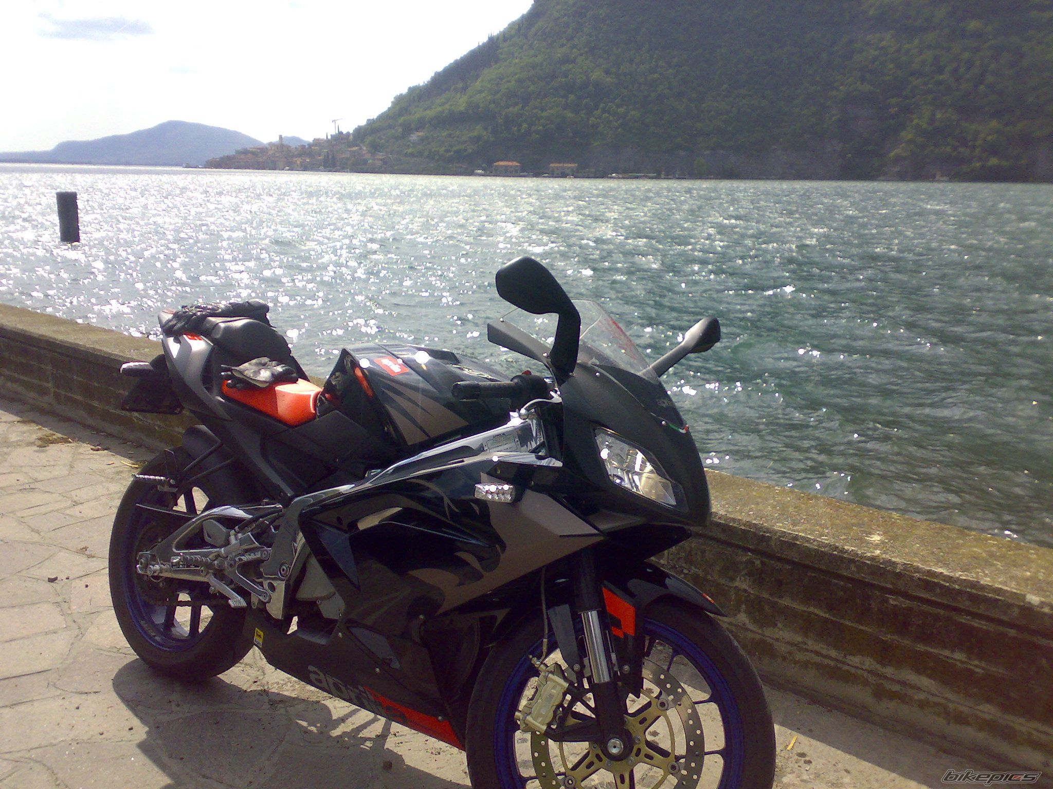 Photo 1297680