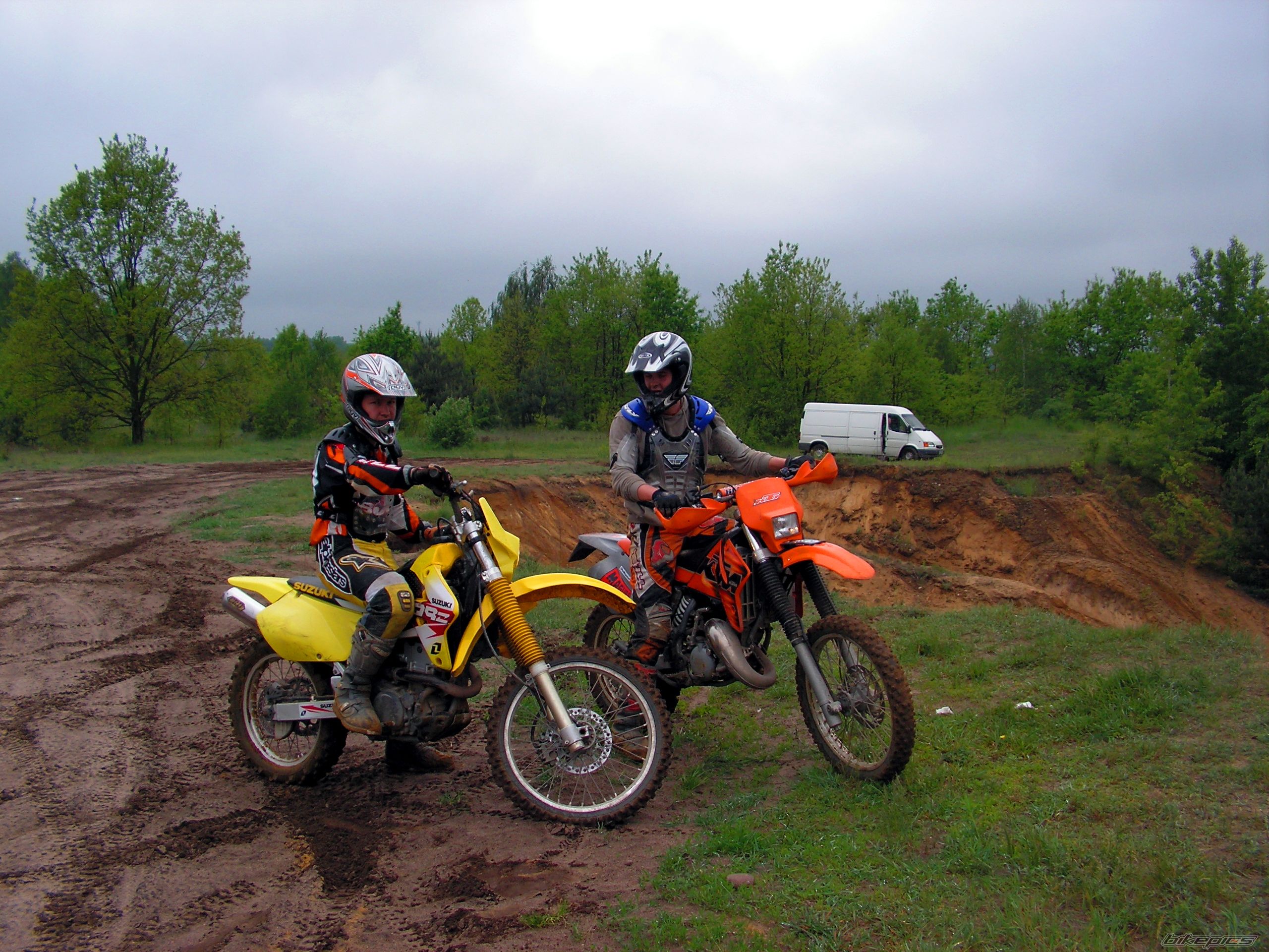 Photo 1297880