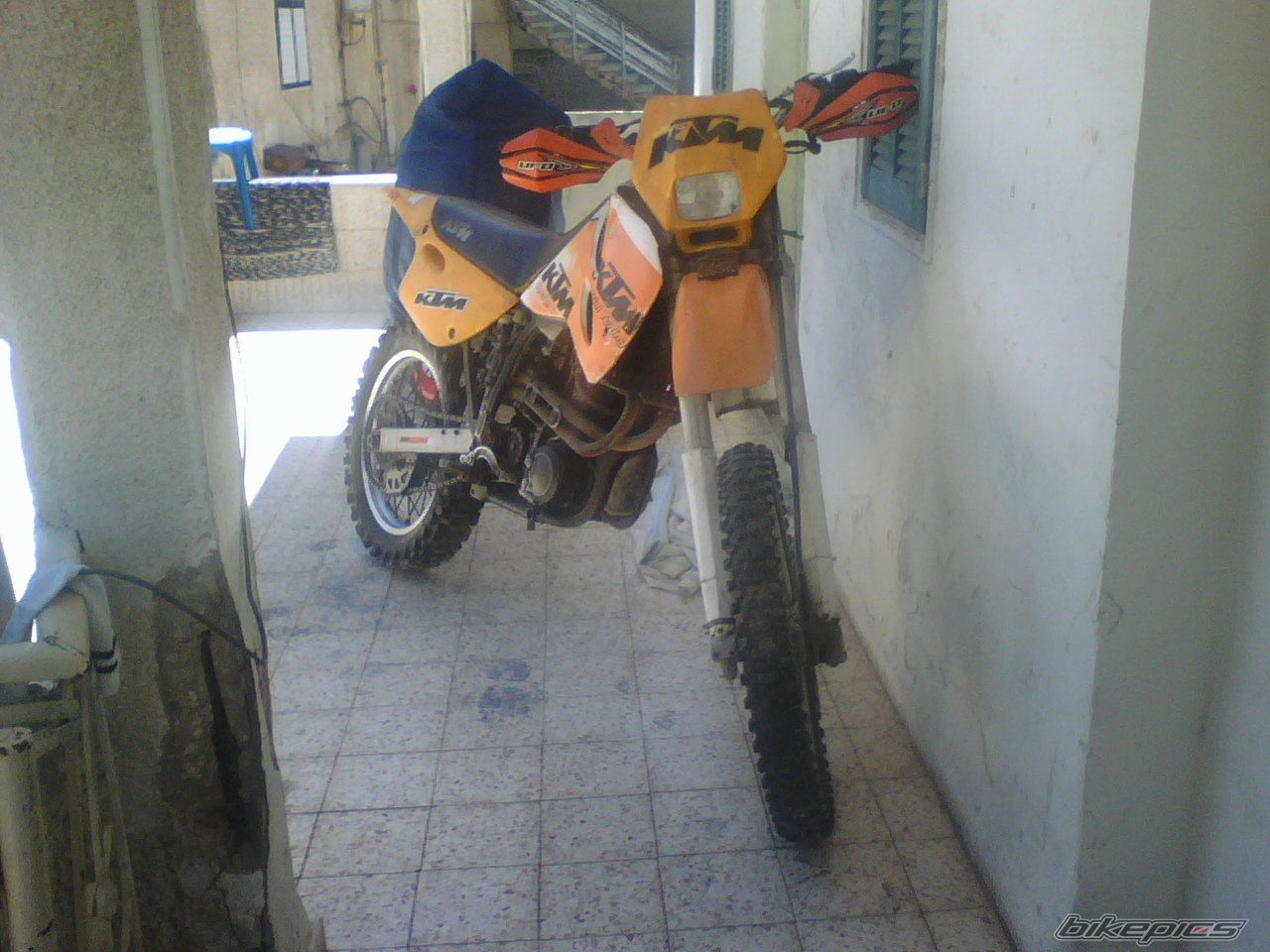 Photo 1298033