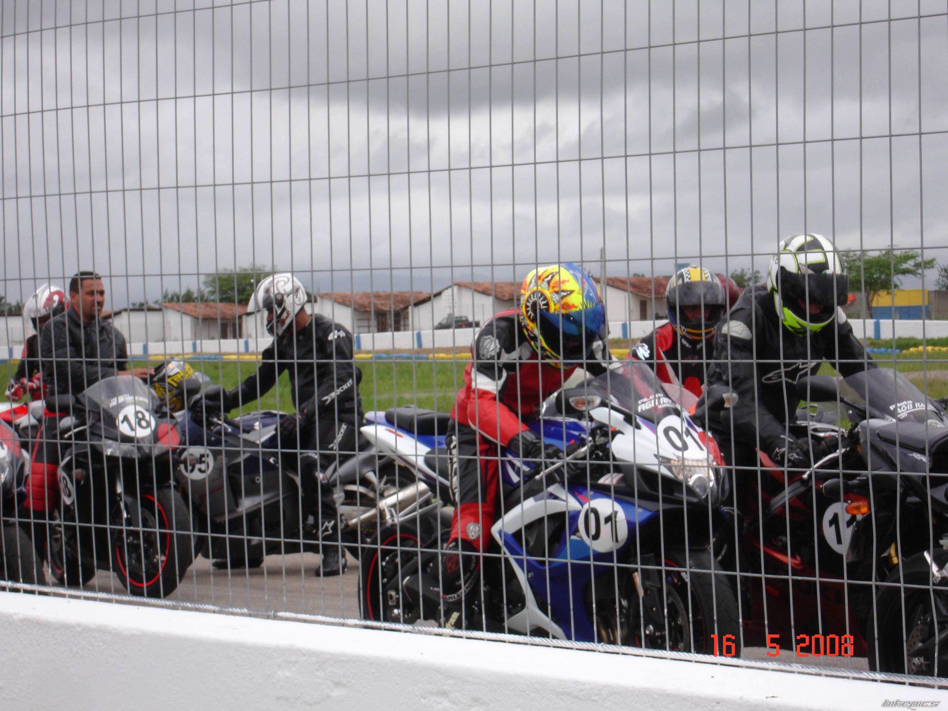 Photo 1298143