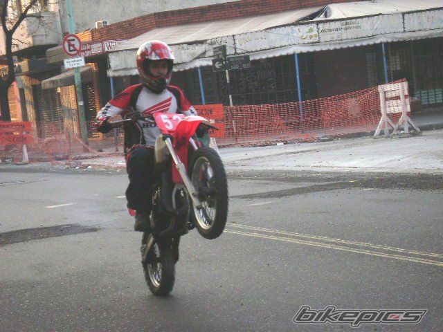 Photo 1298203