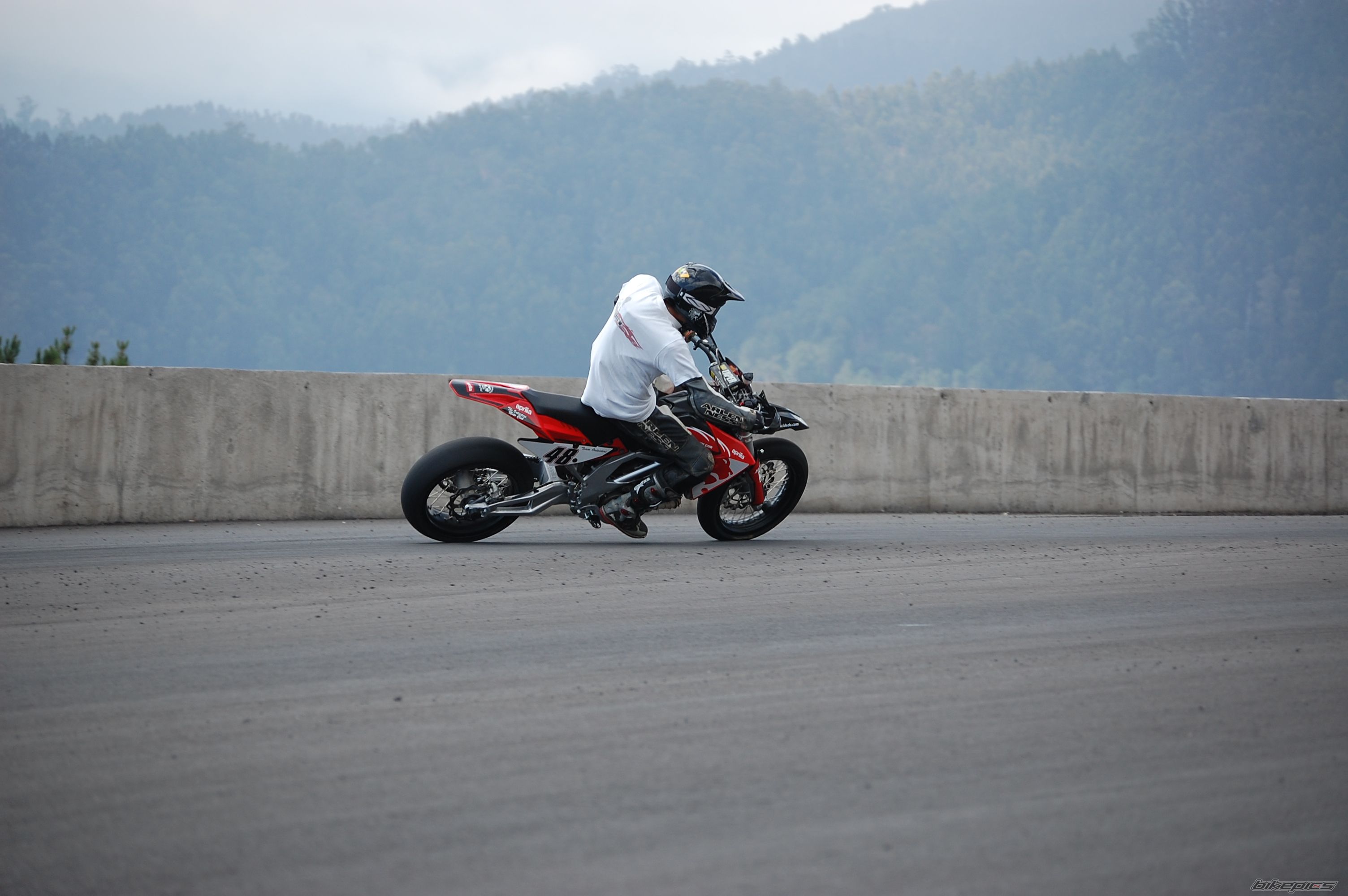 Photo 1298259