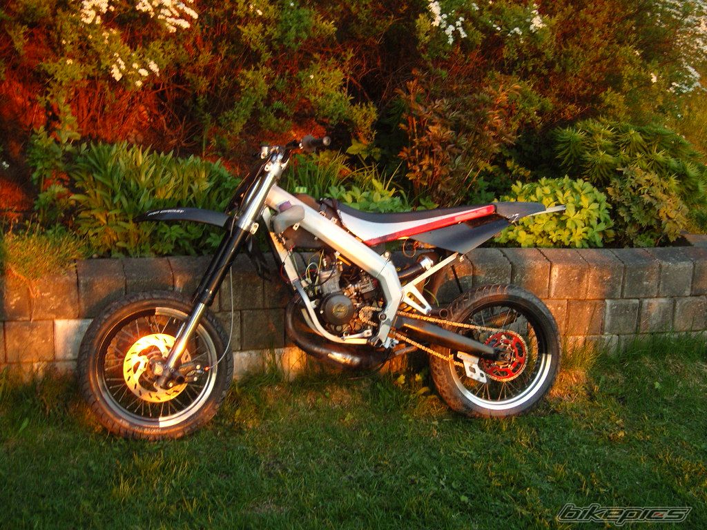 Photo 1298378