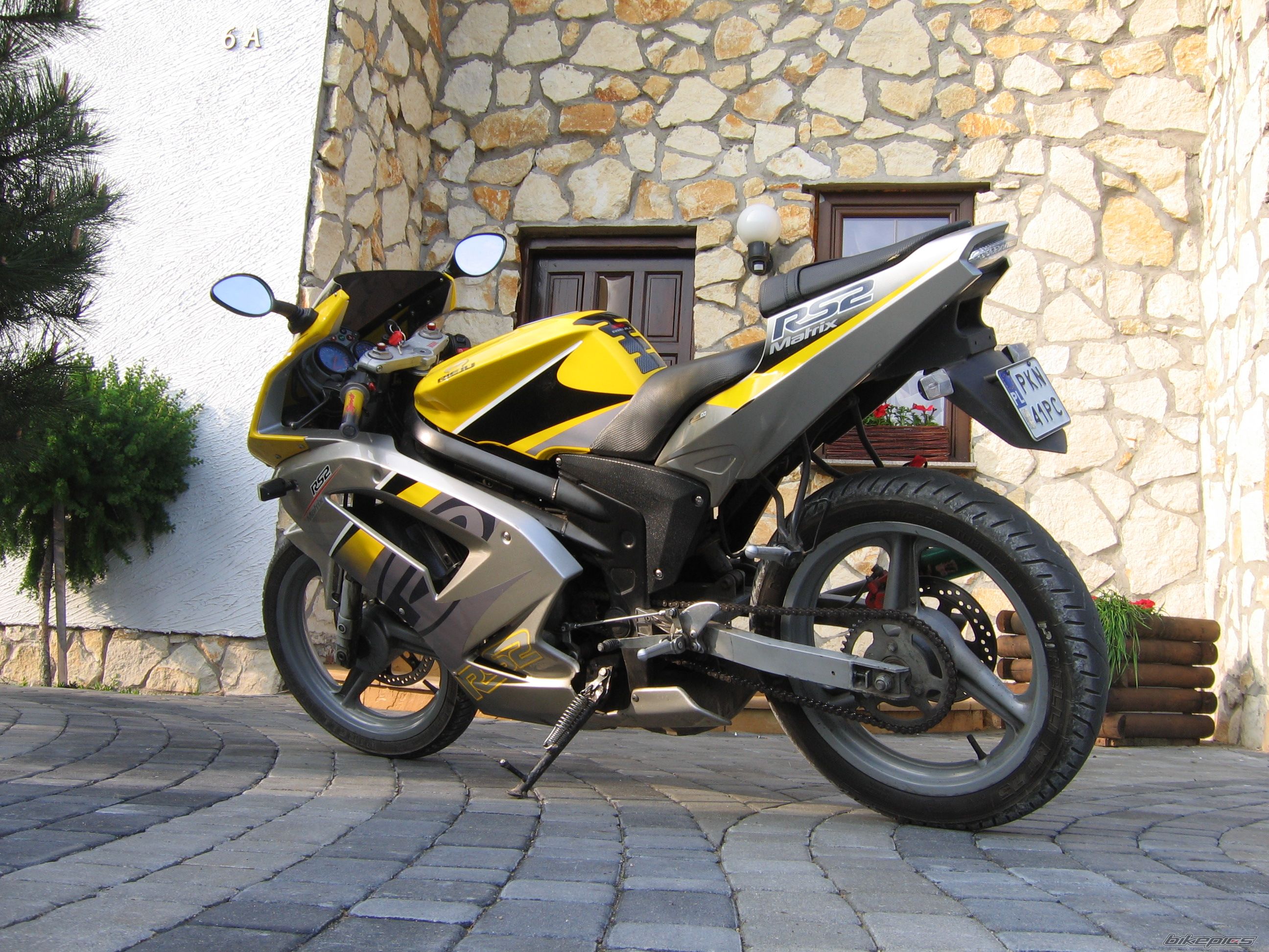 Photo 1298932