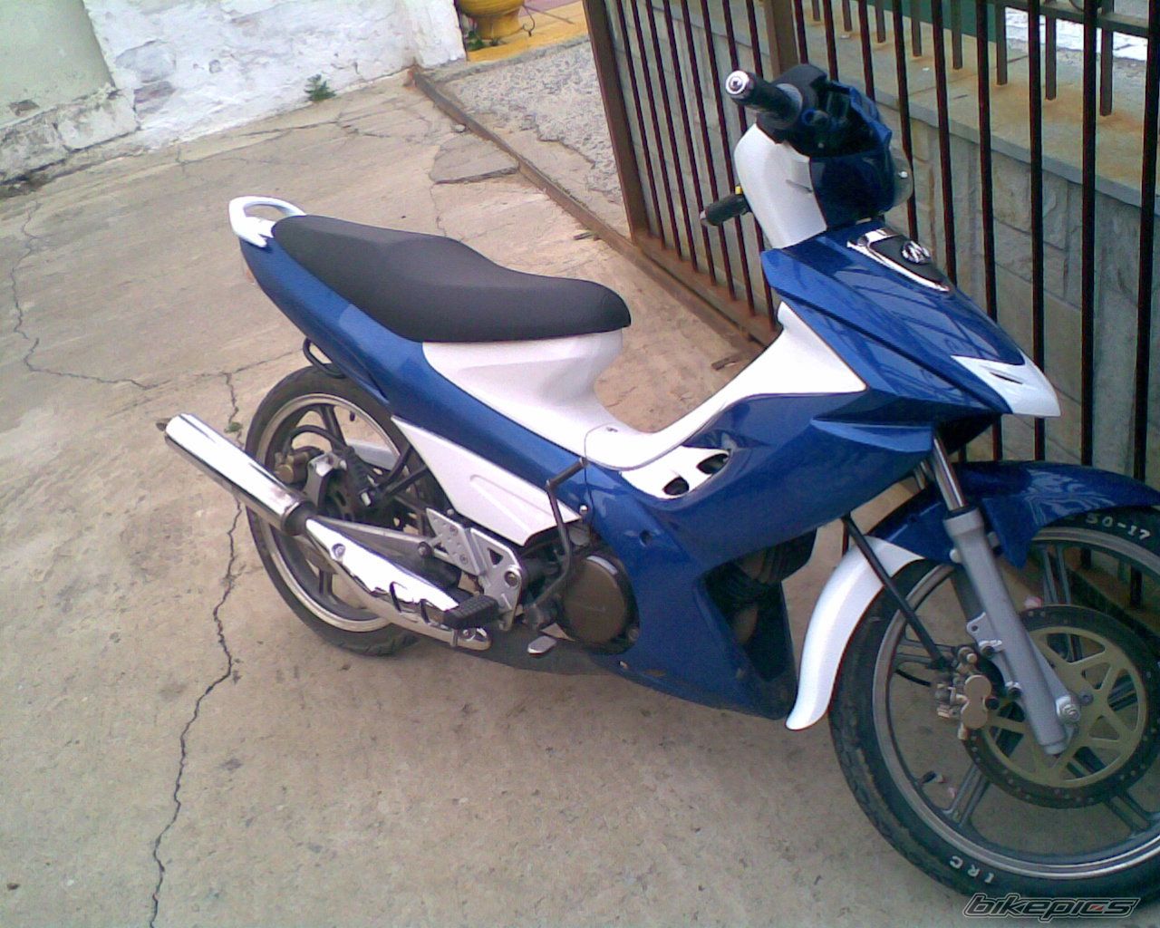 Photo 1299035