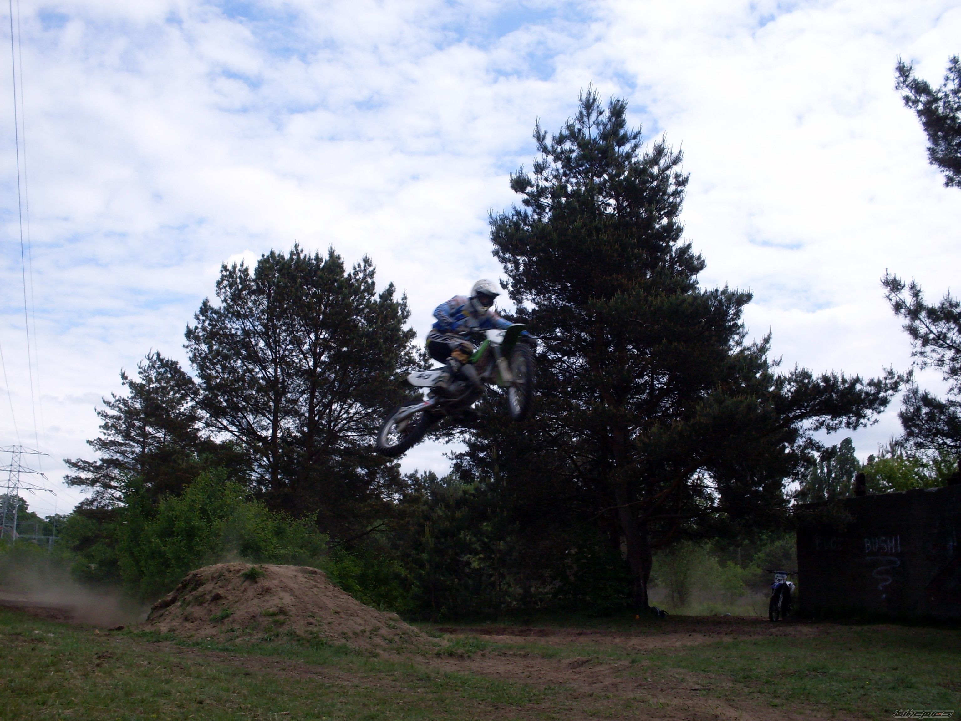 Bike Photo 1299098
