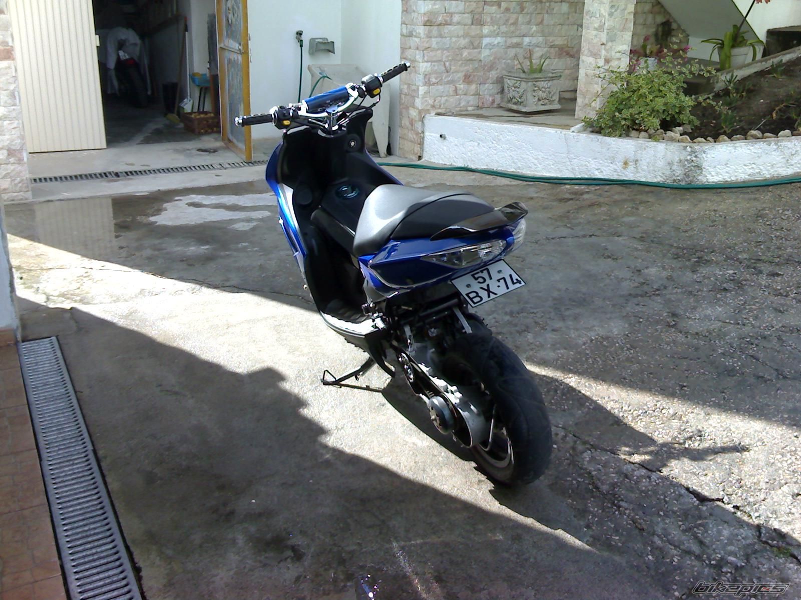 Photo 1299107