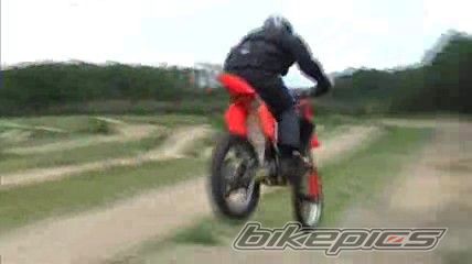 Photo 1299204
