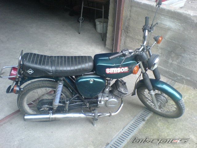 Photo 1299216
