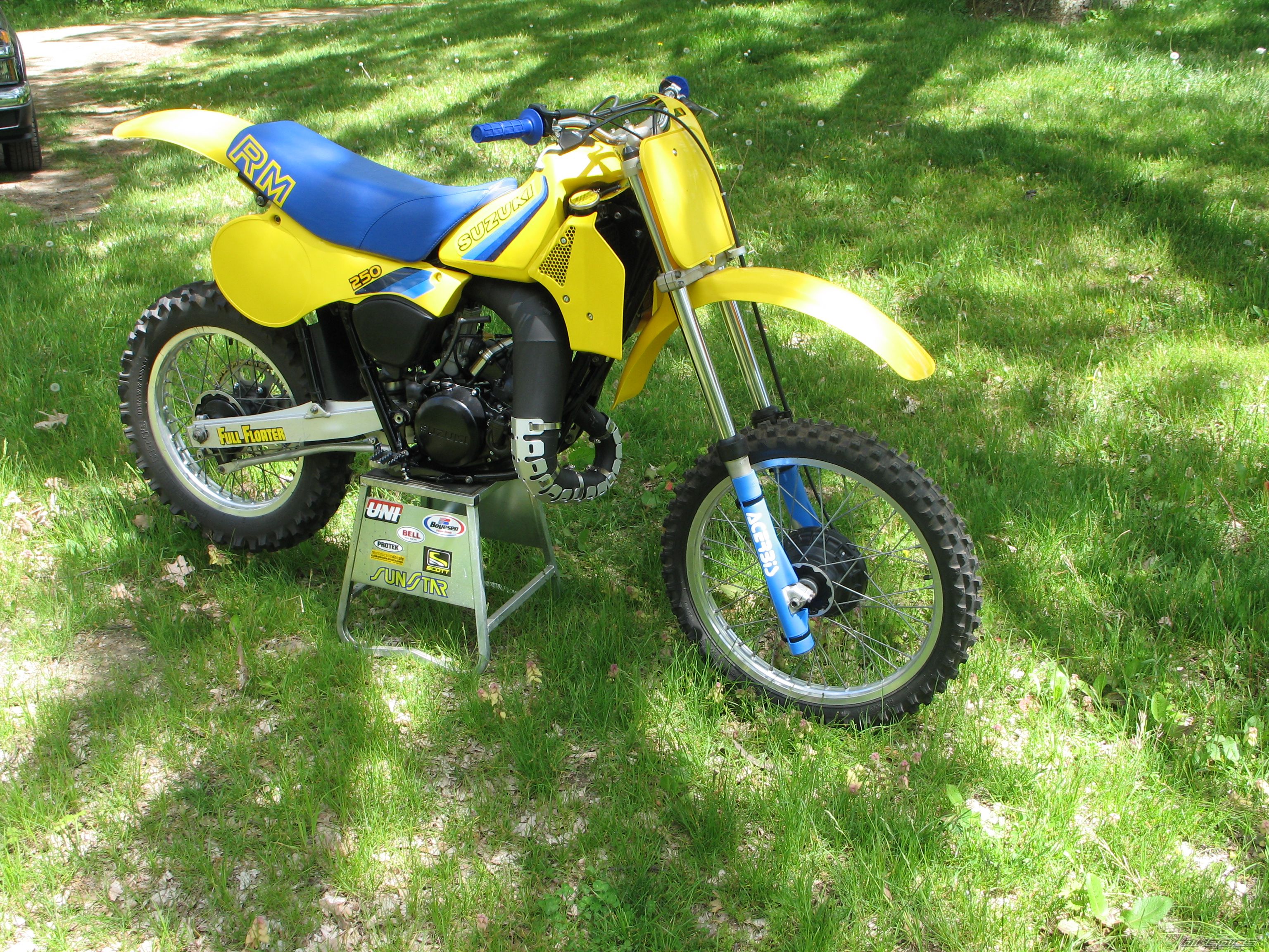 Photo 1299435