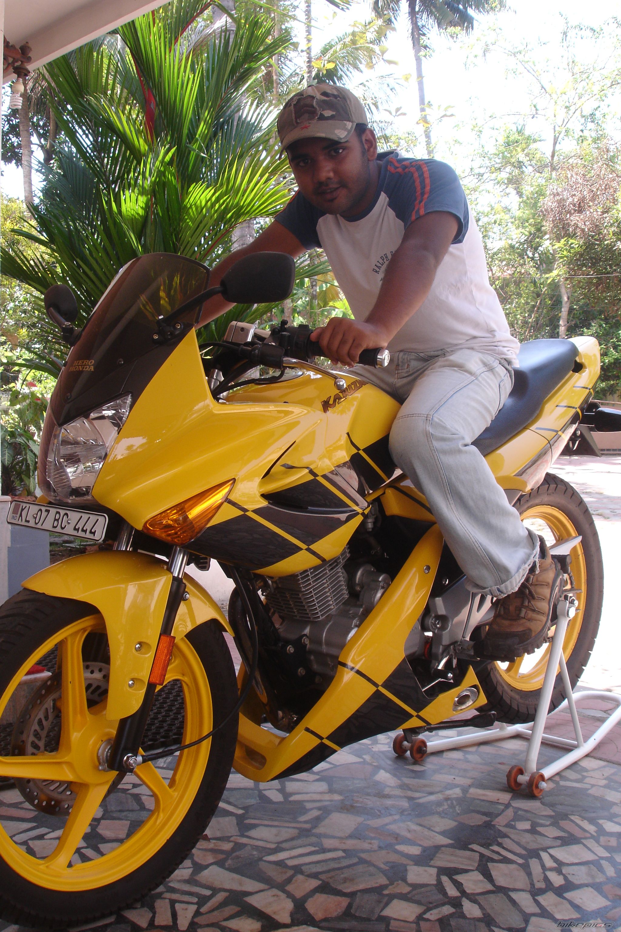 Bike Photo 1299543