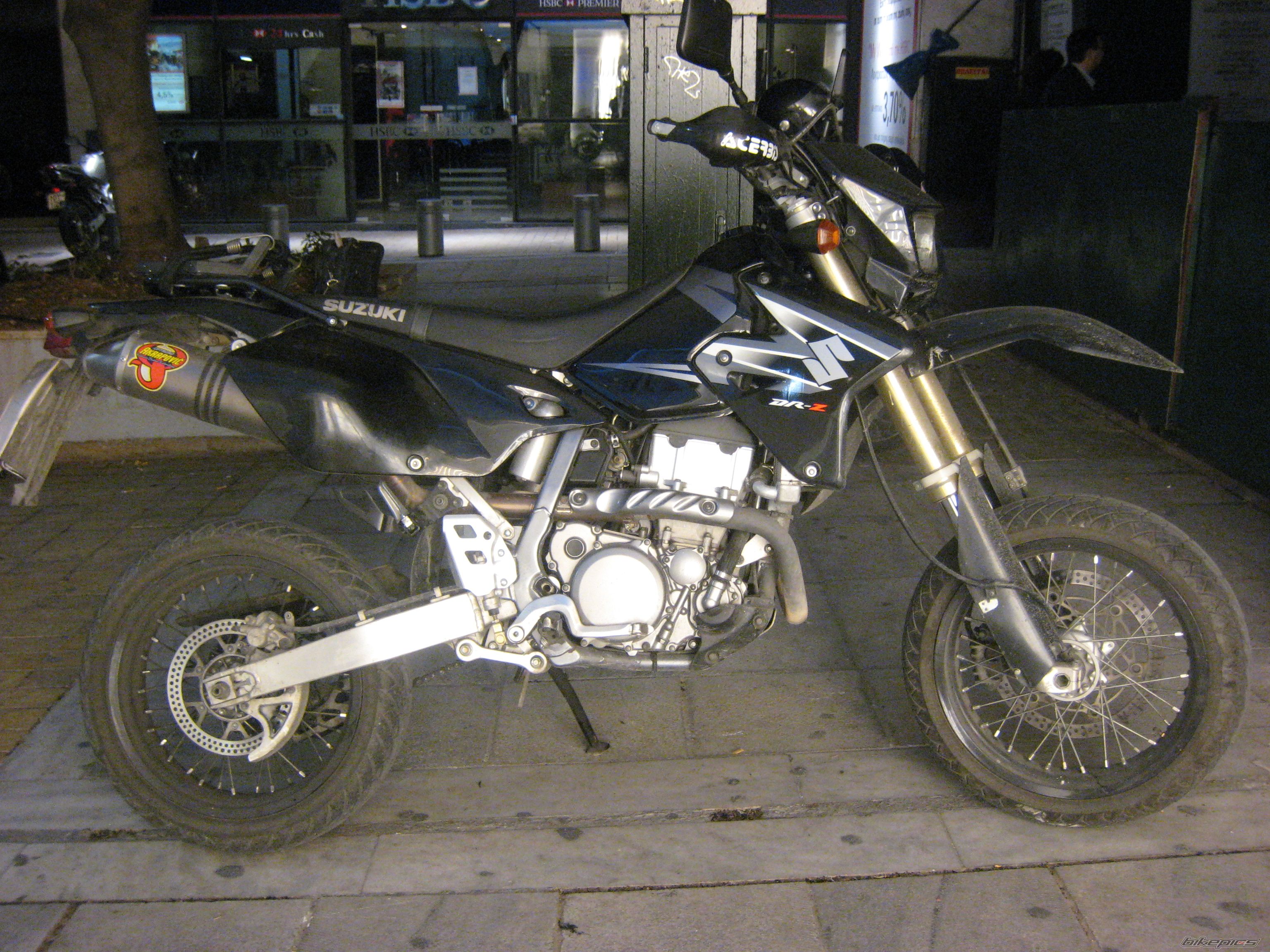 Photo 1299702