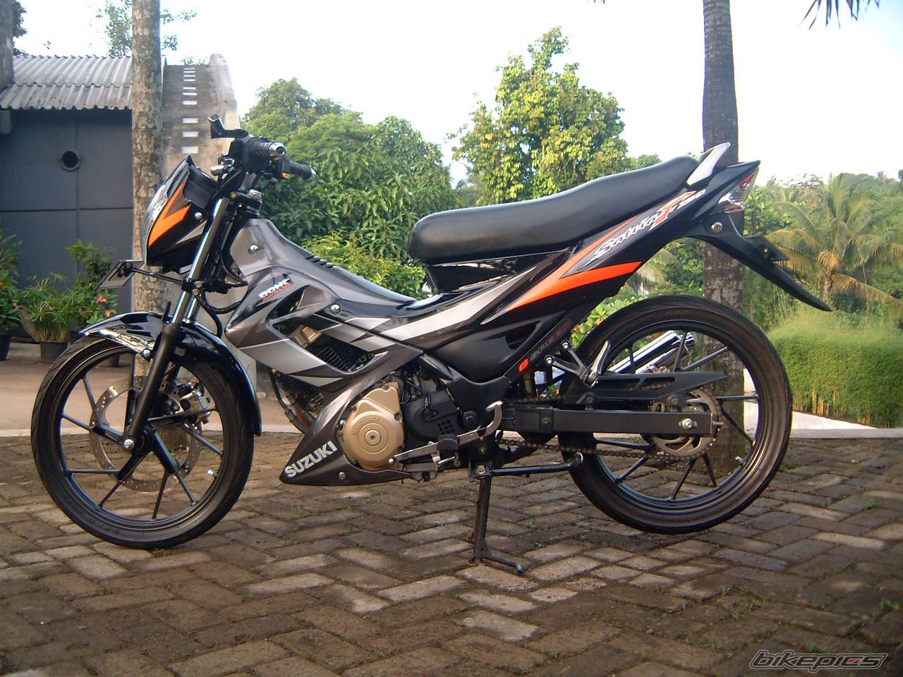 Bike Photo 1299713