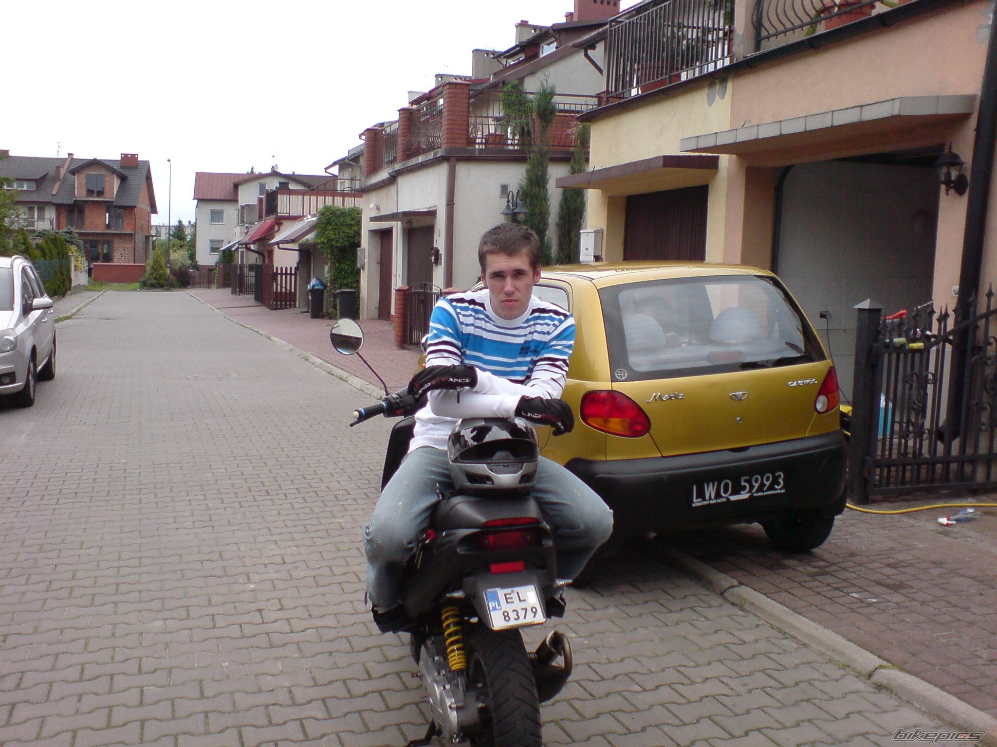 Photo 1299759