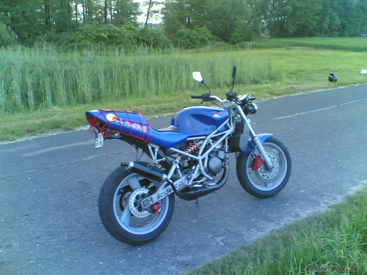 Photo 1299896