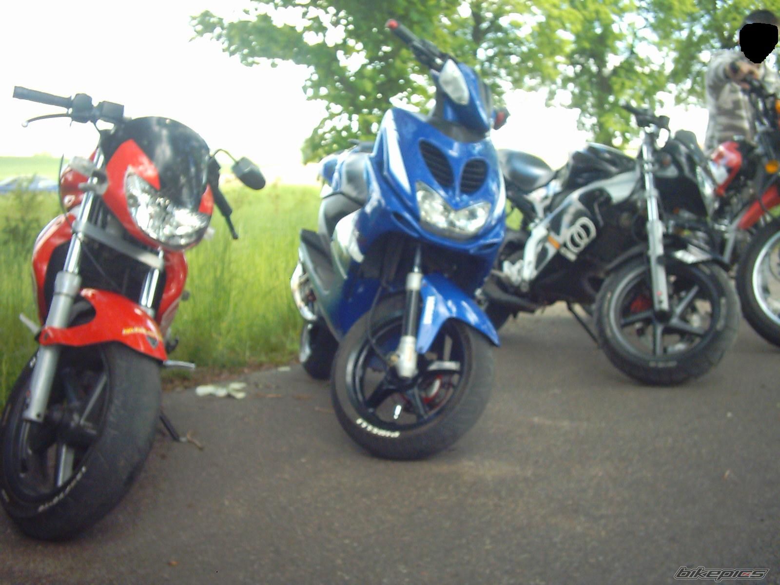 Bike Photo 1300058