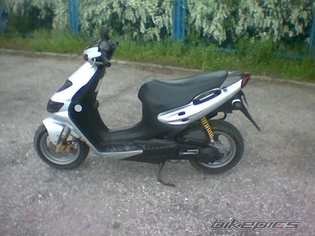Photo 1300100