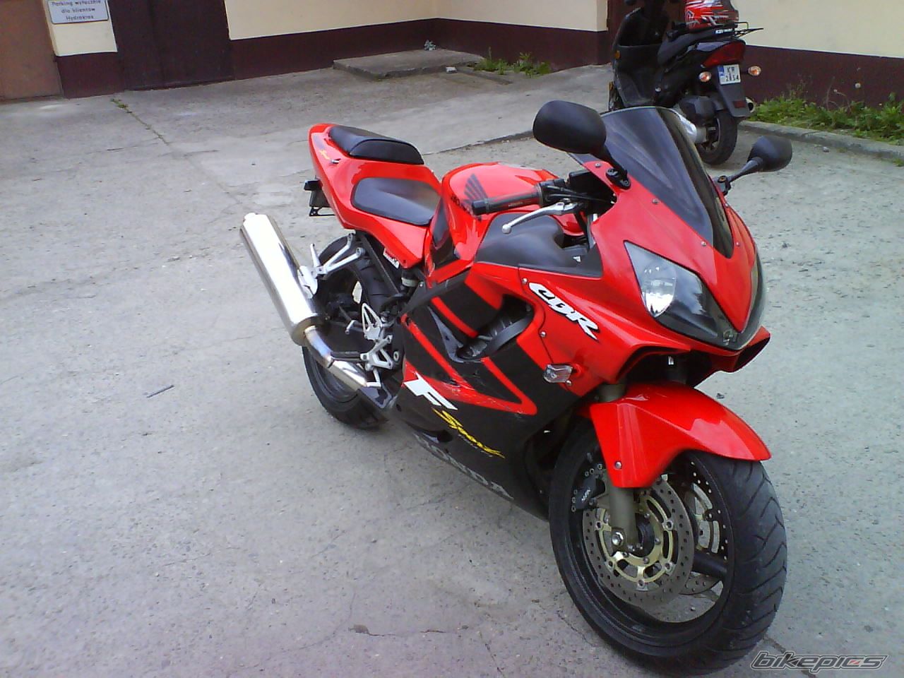 Photo 1300329