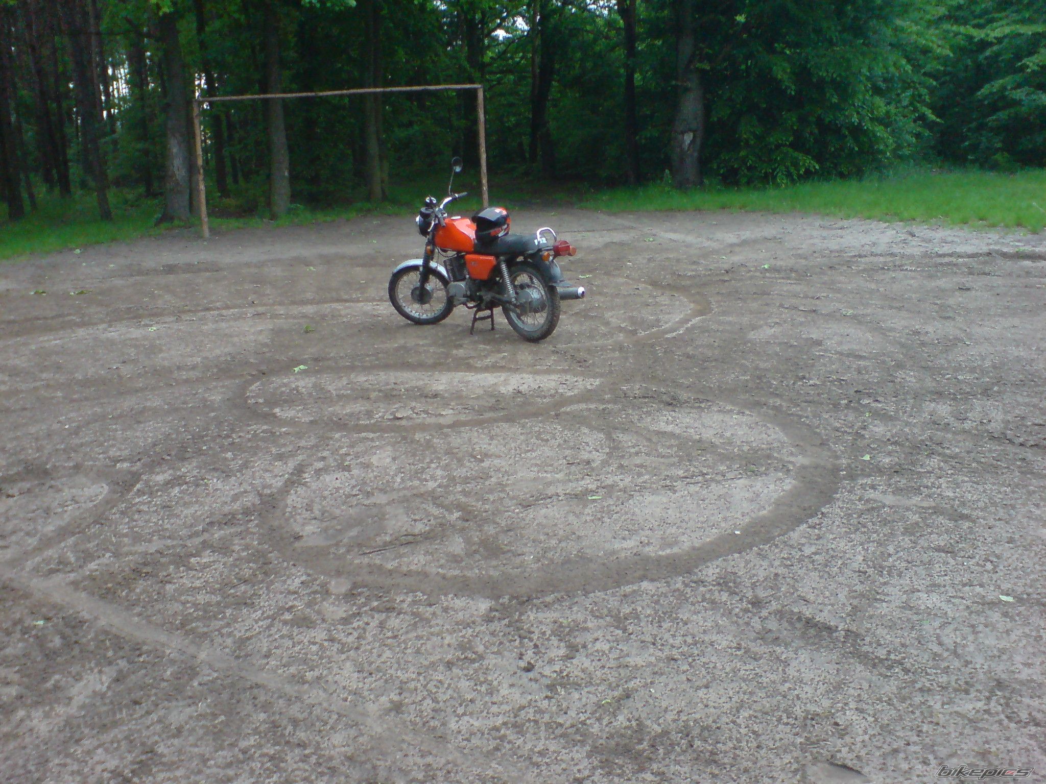 Bike Photo 1300648
